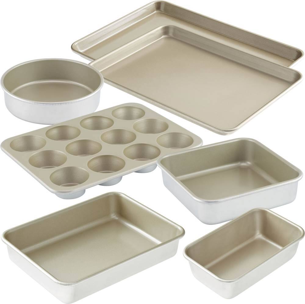 Best Buy: American Kitchen Cookware 7-Piece Bakeware Set Champagne AK-007BW