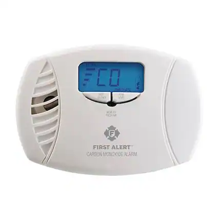 Front. First Alert - CO615 Carbon Monoxide Plug-In Alarm with Battery Backup CO615 - White.