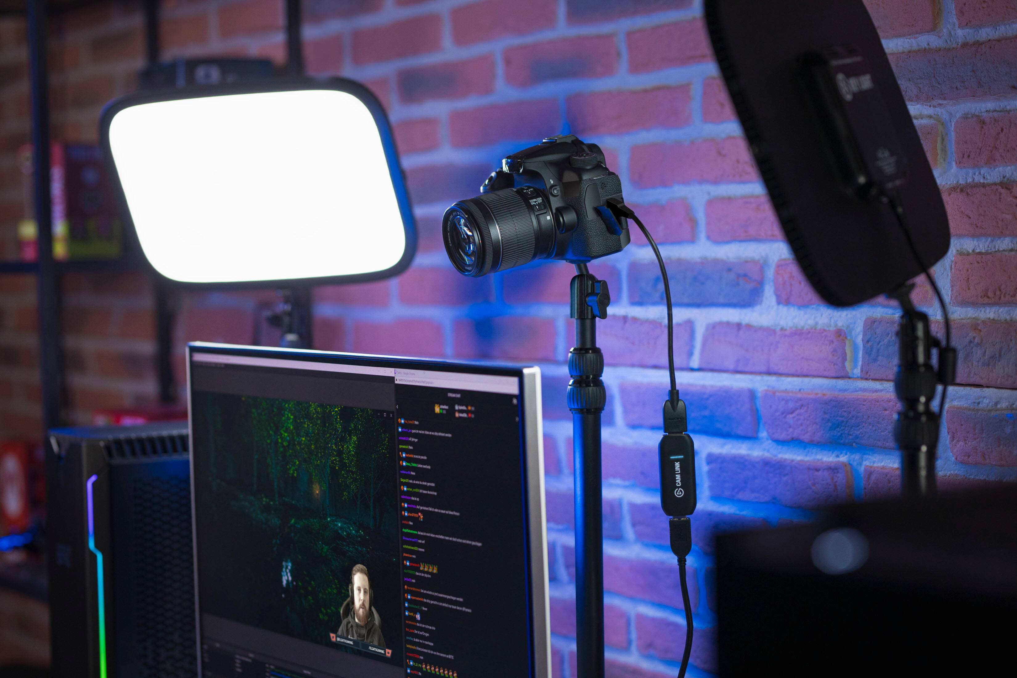 Alt View 12. Elgato - Cam Link 4K - Black.