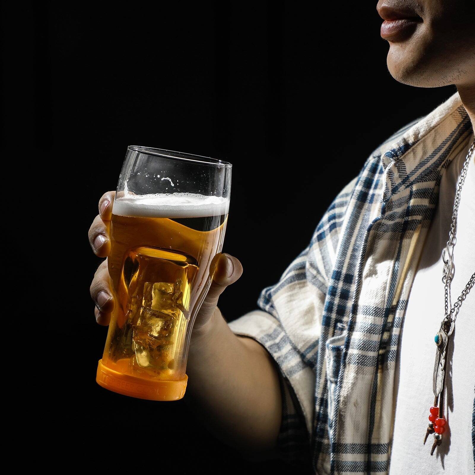 Back. BreeBe - Ice Isolation Beer Glasses set of 4, 20 fl-oz. - Amber.