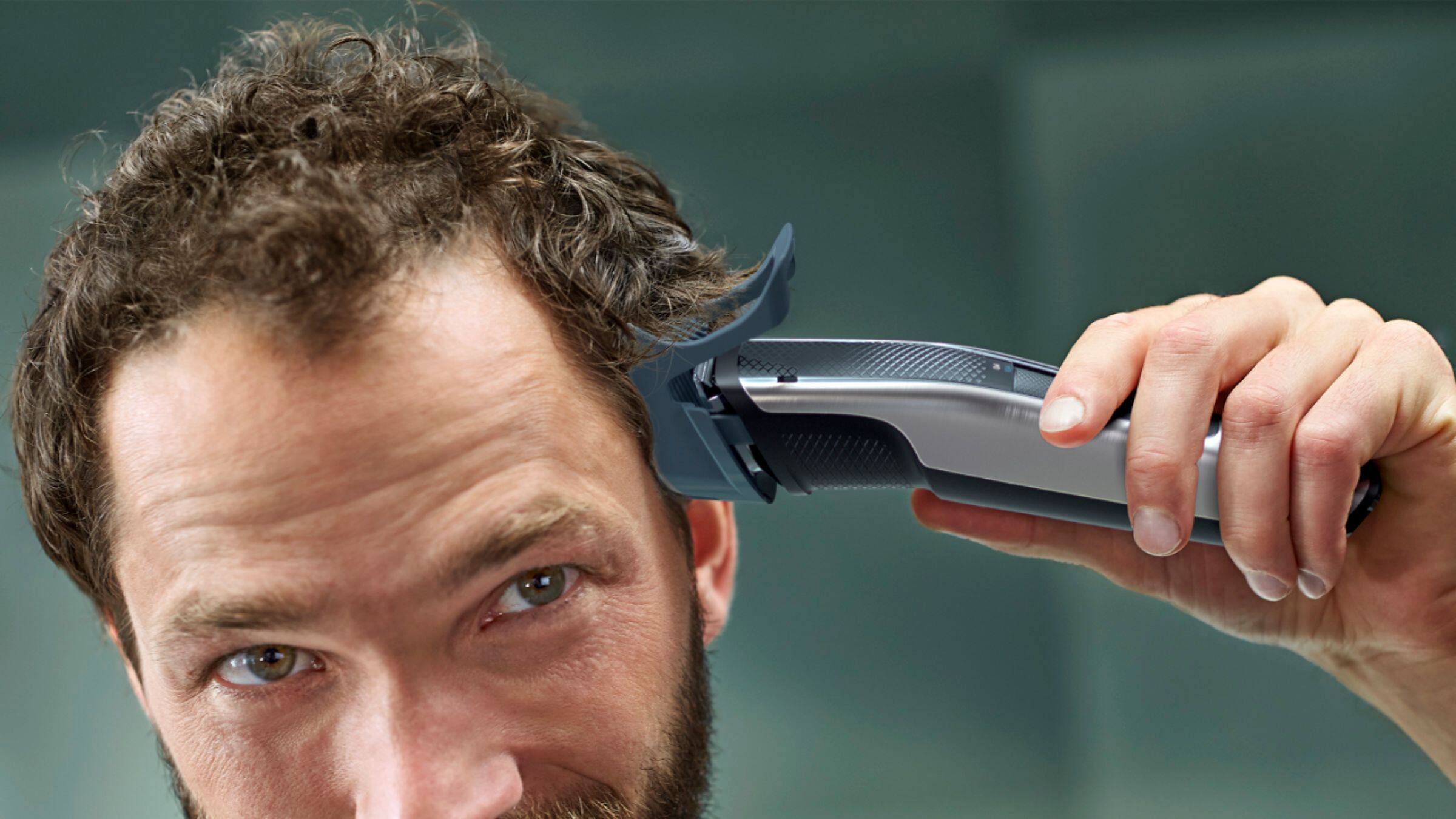 Alt View 18. Philips Norelco - Beard and Hair Trimmer Series 5500, BT5511/49 - Black/Silver.