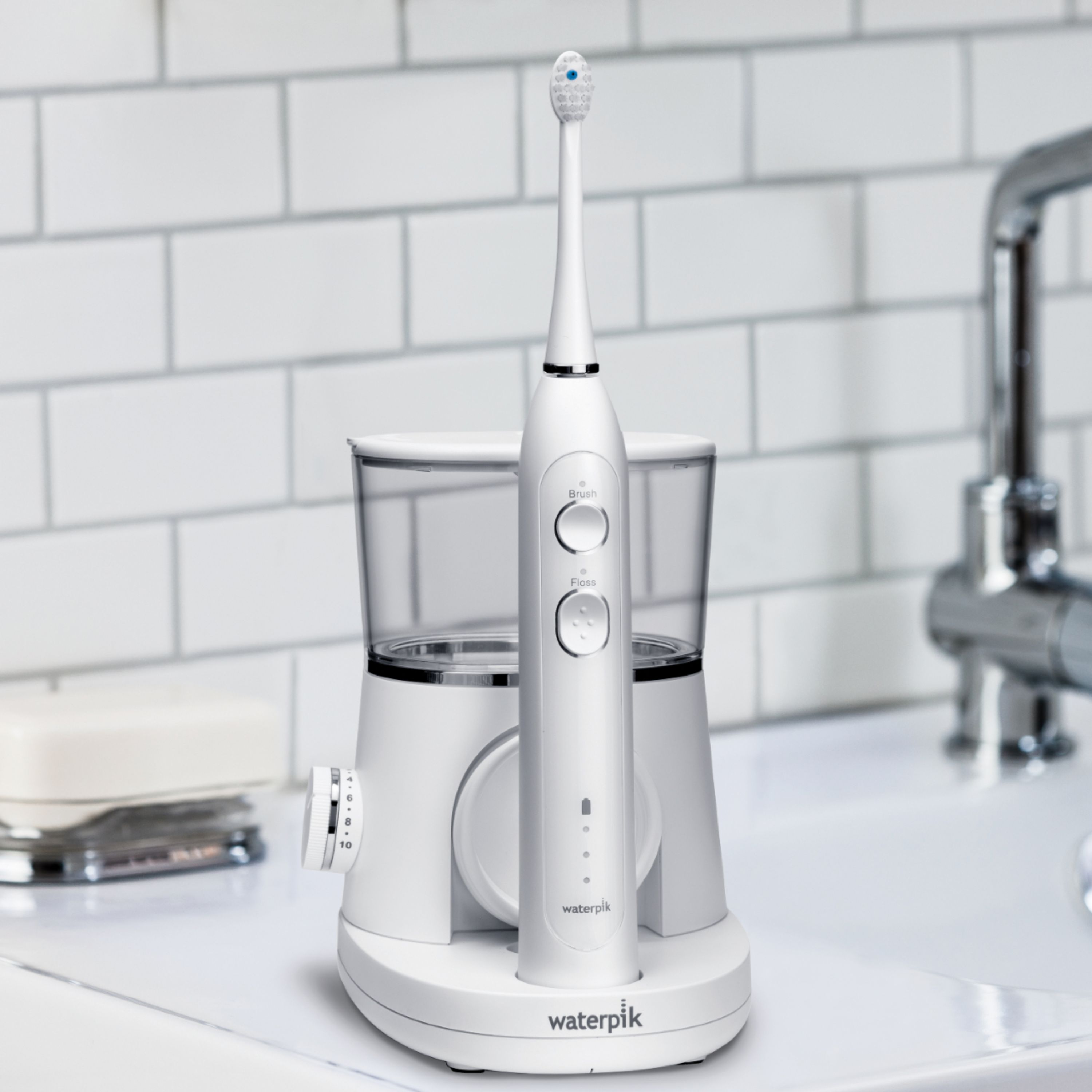 waterpik-sonic-fusion-rechargeable-flossing-toothbrush-white-chrome-sf