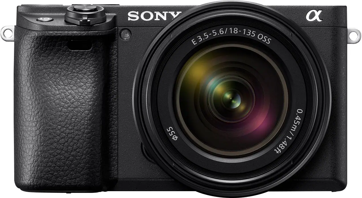 Front. Sony - Alpha a6400 Mirrorless 4K Video Camera with E 18-135mm f/3.5-5.6 OSS Lens - Black.