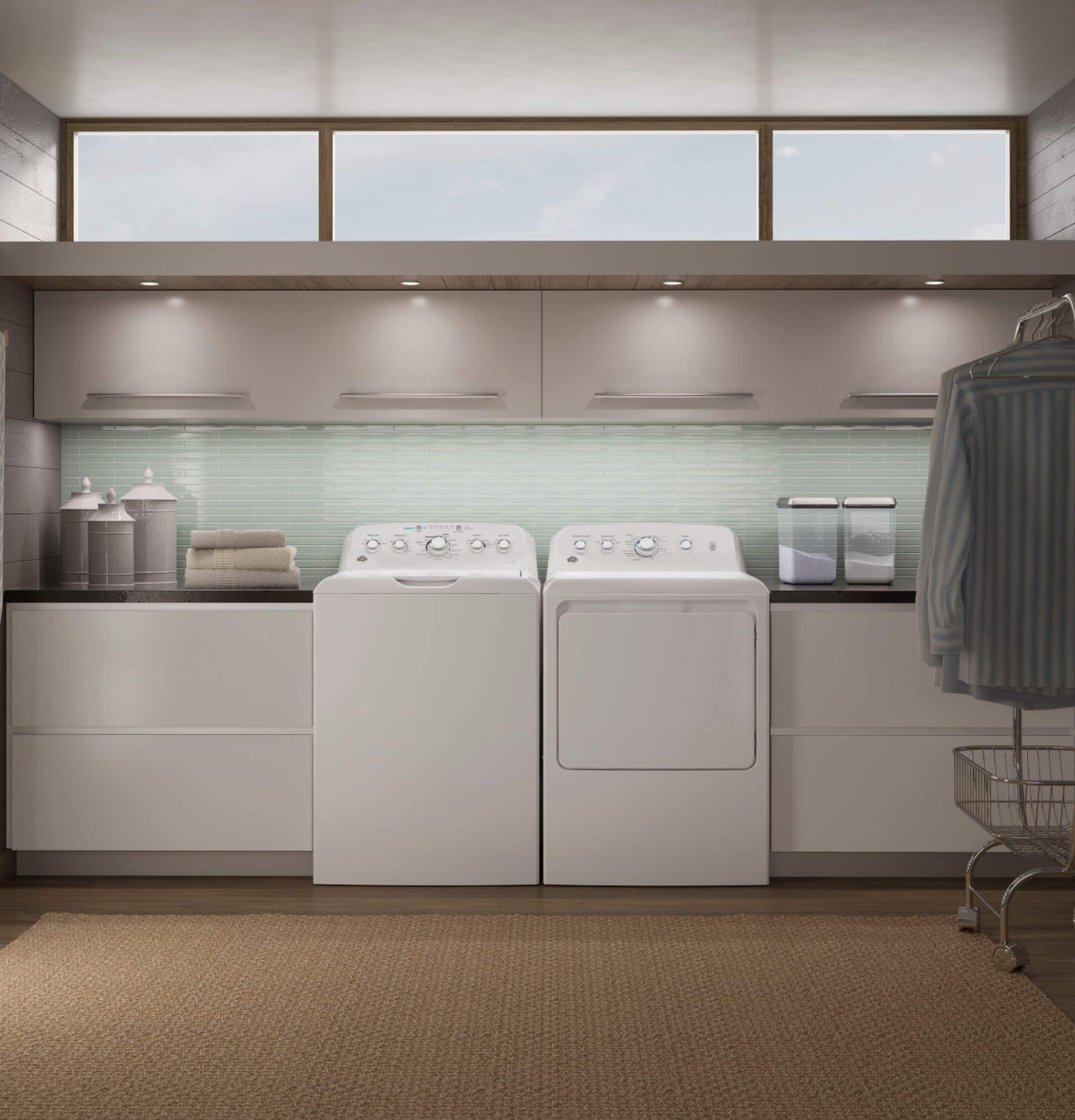 Alt View 16. GE - 4.5 cu ft Top Load Washer with Precise Fill, Deep Fill, Deep Clean and Deep Rinse - White.