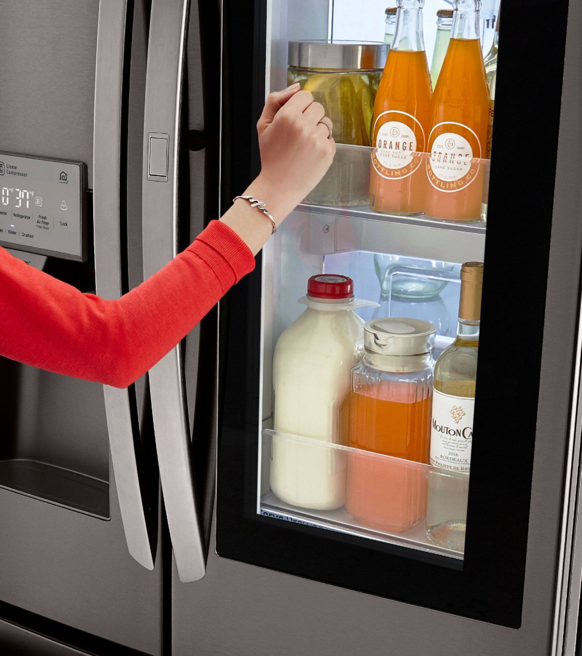 Alt View 31. LG - 27.8 Cu. Ft. 4-Door French Door Smart Refrigerator with InstaView - Black stainless steel.