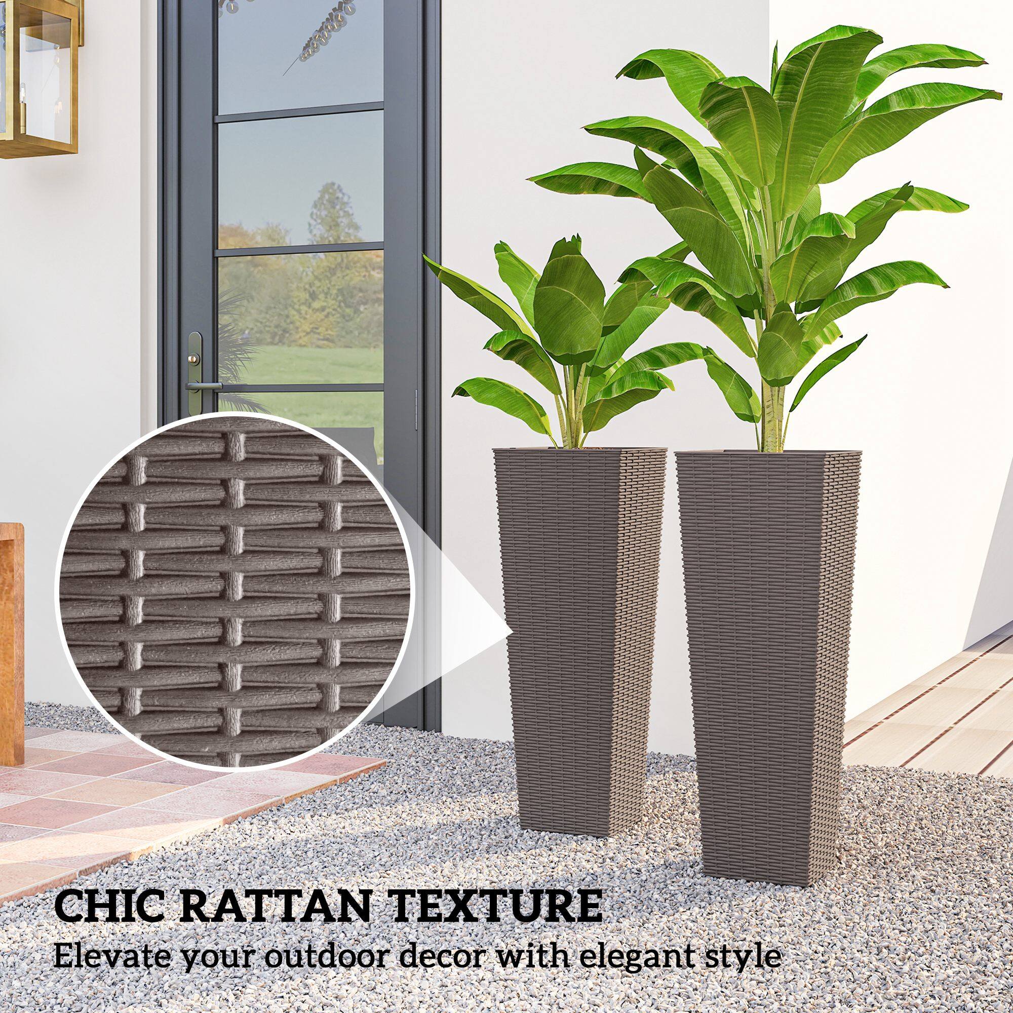 CHIC RATTAN TEXTURE  
Elevate your outdoor decor with elegant style