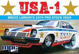 PopMarket - MPC Bruce Larson USA/1 Pro Stock Vega 1/25 Scale Model Kit - COLLECTIBLES - Multicolor