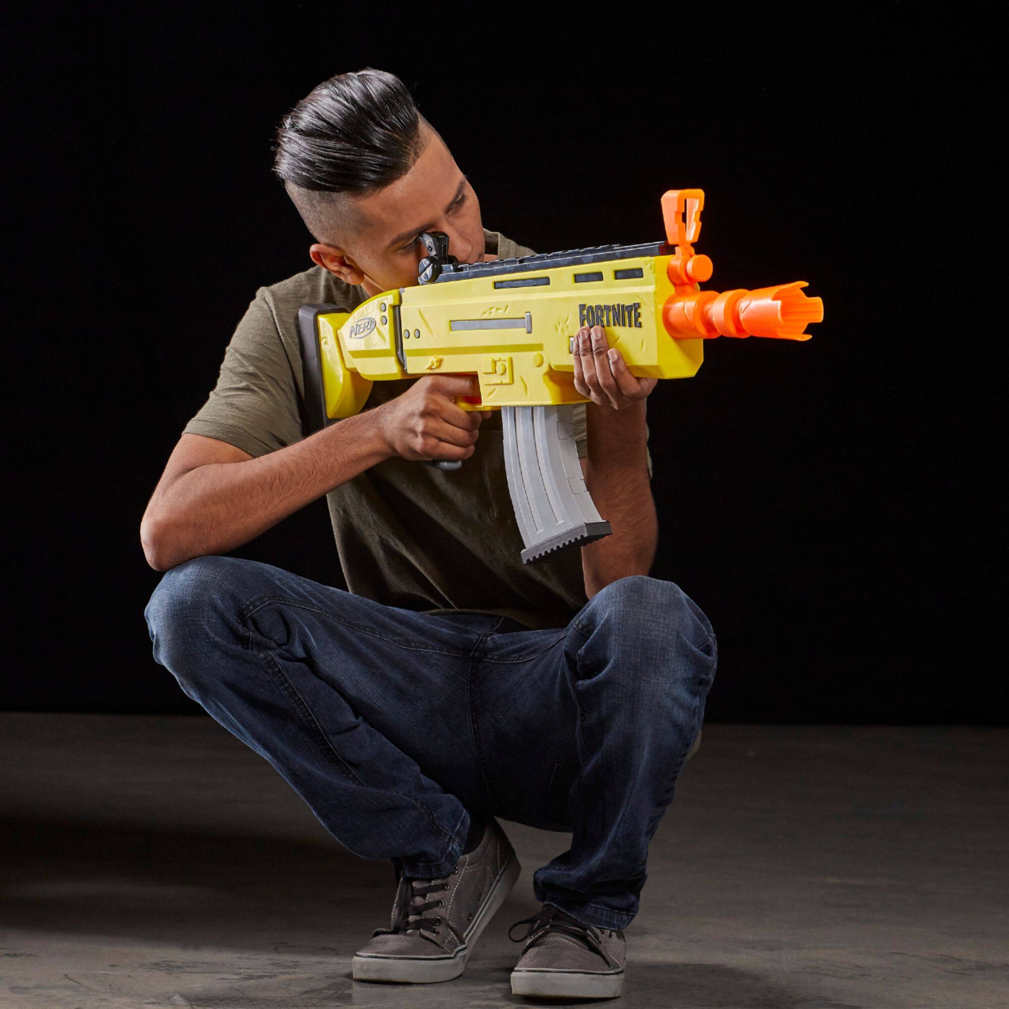 Best Buy: Nerf Fortnite AR-Rippley Motorized Elite Dart Blaster F1031