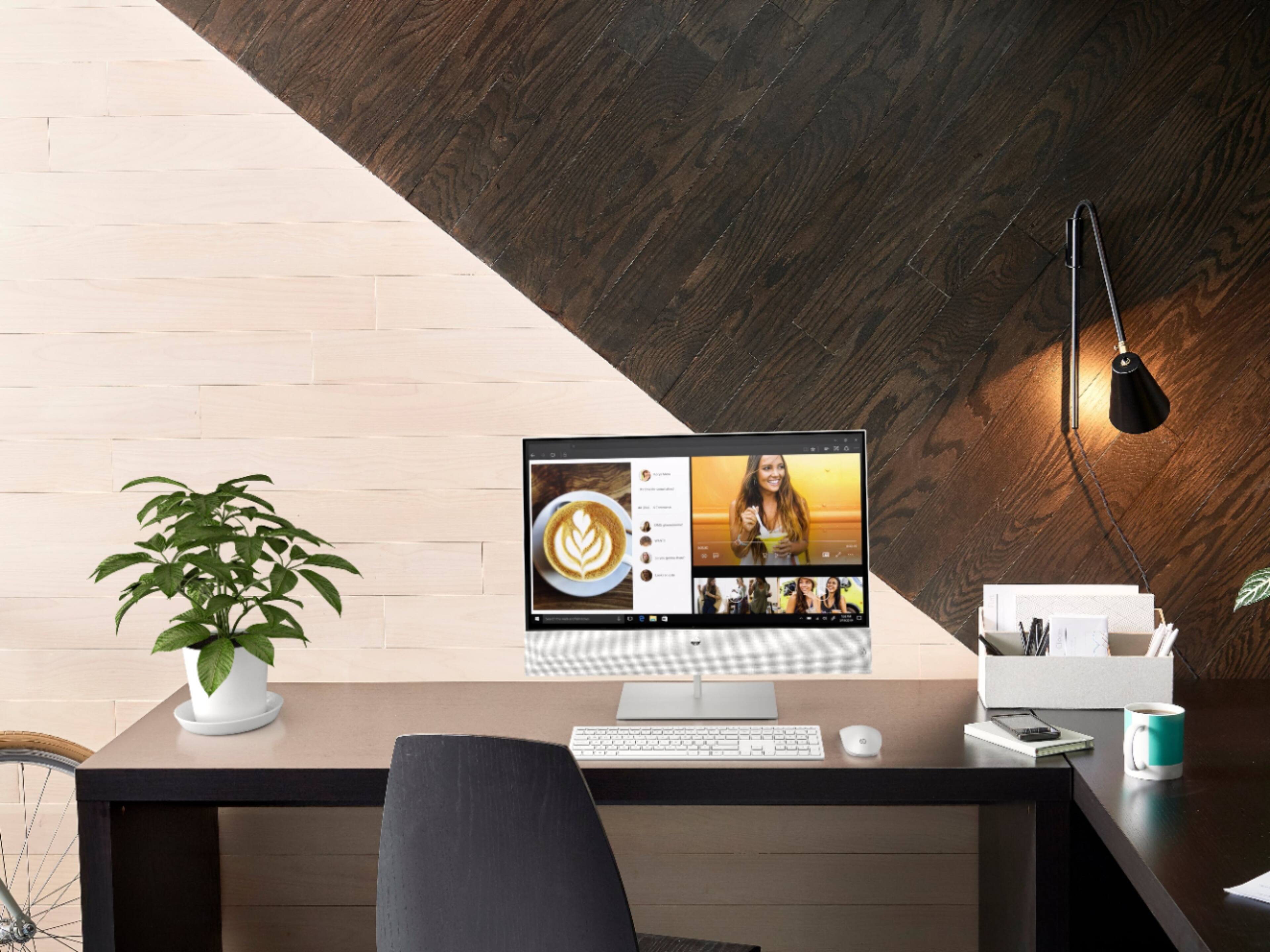 Alt View 12. HP - Pavilion 24" Touch-Screen All-In-One - Intel Core i5 - 12GB Memory - 256GB Solid State Drive.