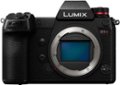 Front Zoom. Panasonic - LUMIX S1R Mirrorless Camera (Body Only) - Black.