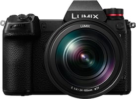 Panasonic - LUMIX S1 Mirrorless Camera with 24-105mm F4 L-Mount Lens - Front_Zoom