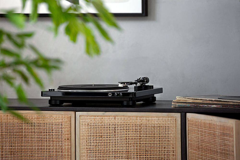 Alt View 17. Denon - DP-450USB Semi-Automatic Analog Turntable w Speed Auto Sensor, Supports 33 1/3, 45, 78 RPM (Vintage) Speeds - Black.