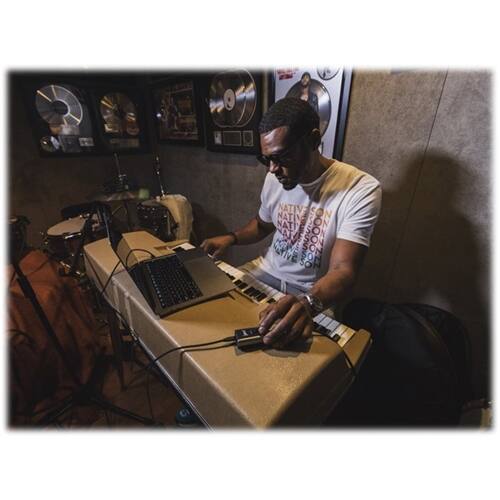 Alt View 18. Apogee - USB Audio Interface - Black/Silver.