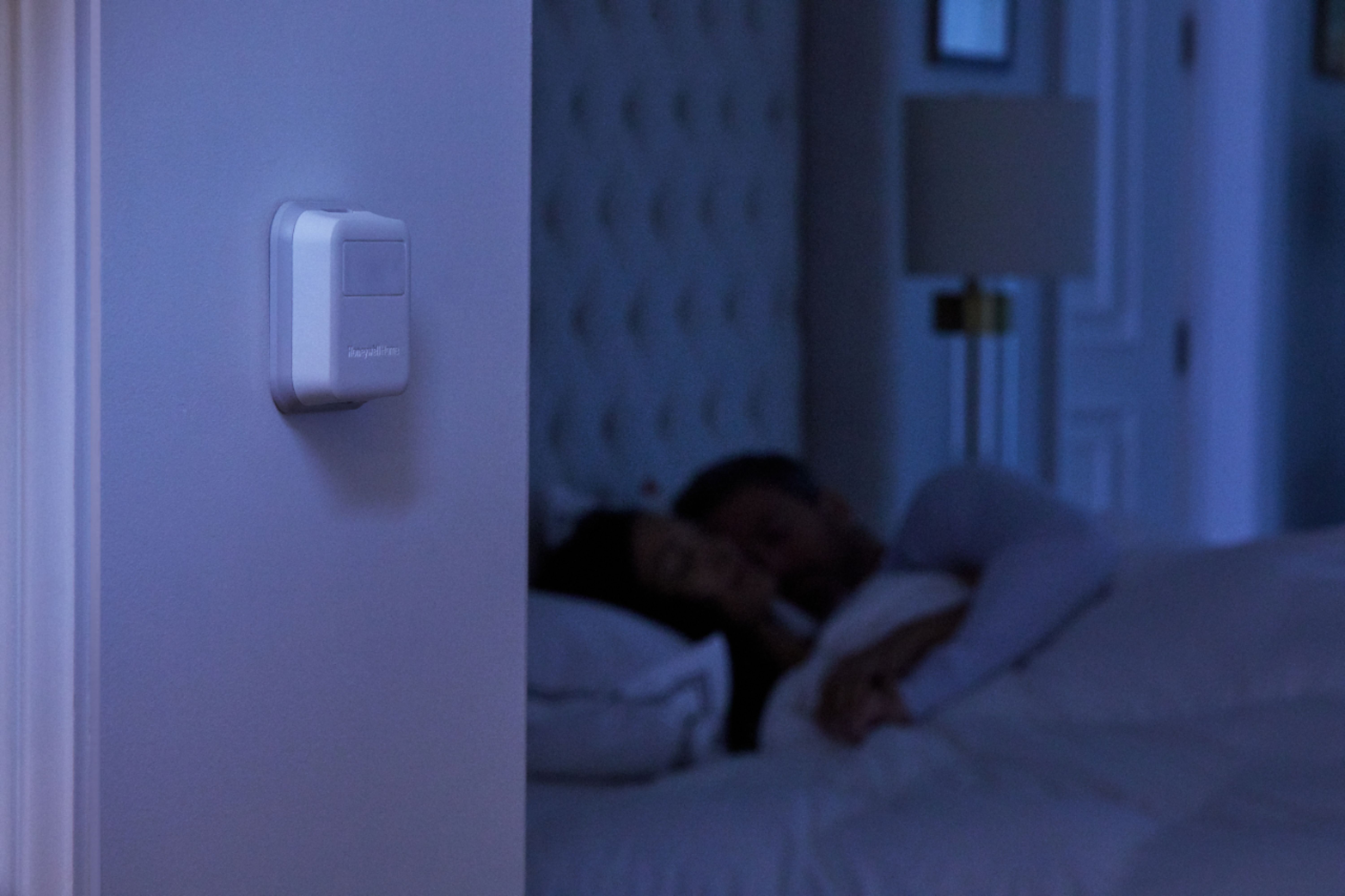 Honeywell Home Smart Room Sensor 2-Pack White