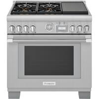 Thermador - 5.7 Cu. Ft. Self-Cleaning Freestanding Dual Fuel Convection Range - Front_Zoom