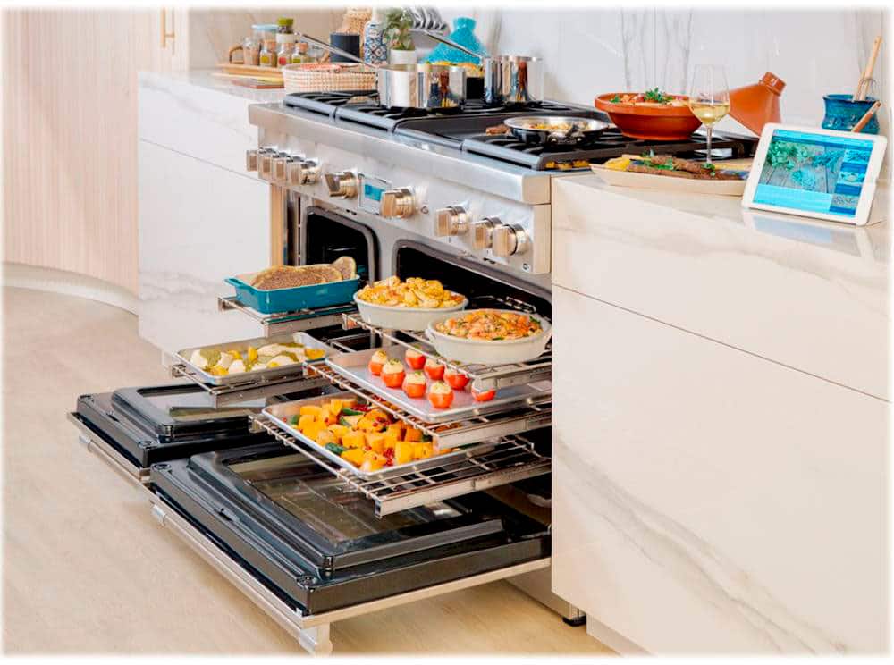 Alt View 18. Thermador - ProGrand 5.5 Cu. Ft. Freestanding Double Oven Dual Fuel Convection Range with Wifi - Stainless Steel.