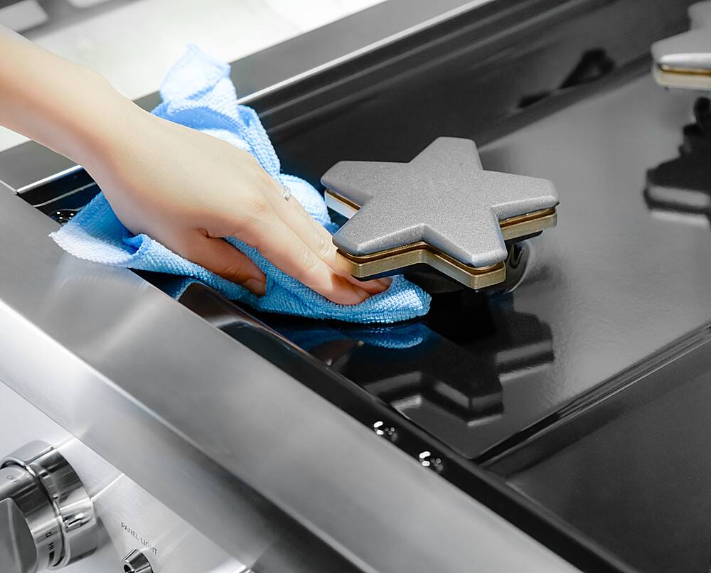 Alt View 16. Thermador - ProGrand 5.7 Cu. Ft. Freestanding Double Oven Dual Fuel Convection Range with Self-Cleaning, 6 Star Burners and Griddle - Stainless Steel.