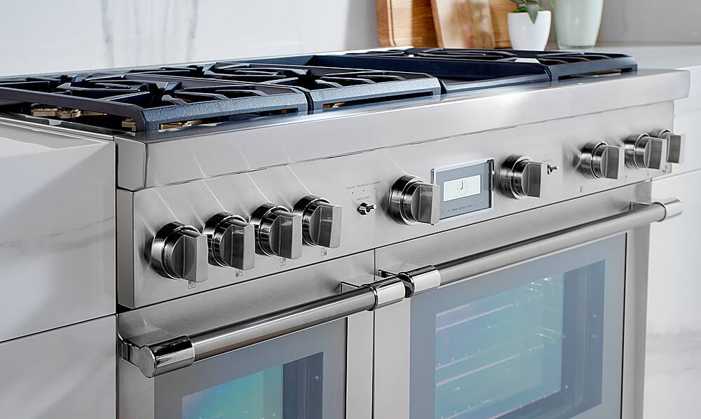 36 Dual-Fuel Pro Range with Steam-Assist Oven and Griddle