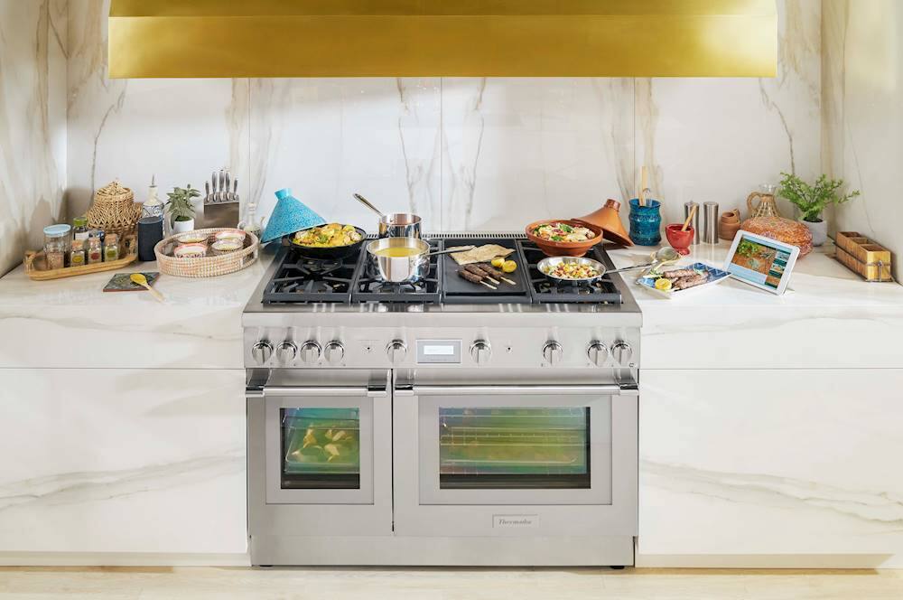 Alt View 22. Thermador - ProHarmony 6.6 Cu. Ft. Freestanding Double Oven Gas Convection Range – Liquid Propane Convertible - Stainless Steel.