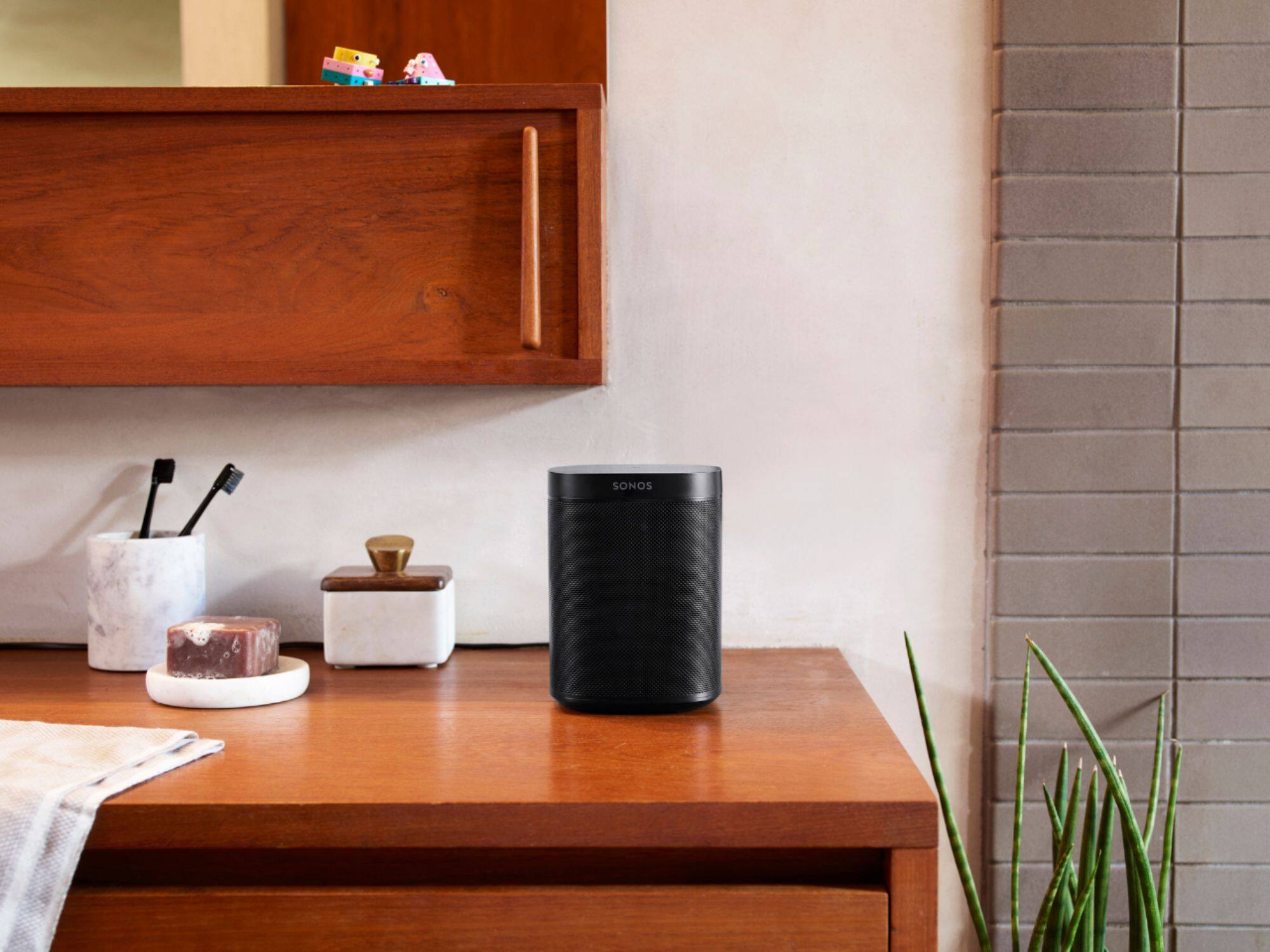 Alt View 18. Sonos - One (Gen 2) Smart Speaker with Voice Control built-in - Black.