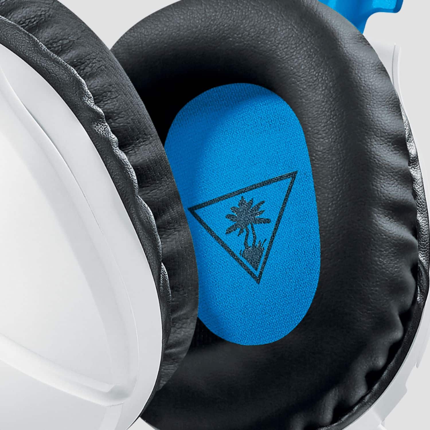 Alt View 13. Turtle Beach - Recon 70 Wired Stereo Gaming Headset for PS4 Pro, PS4 & PS5 - White/Blue.