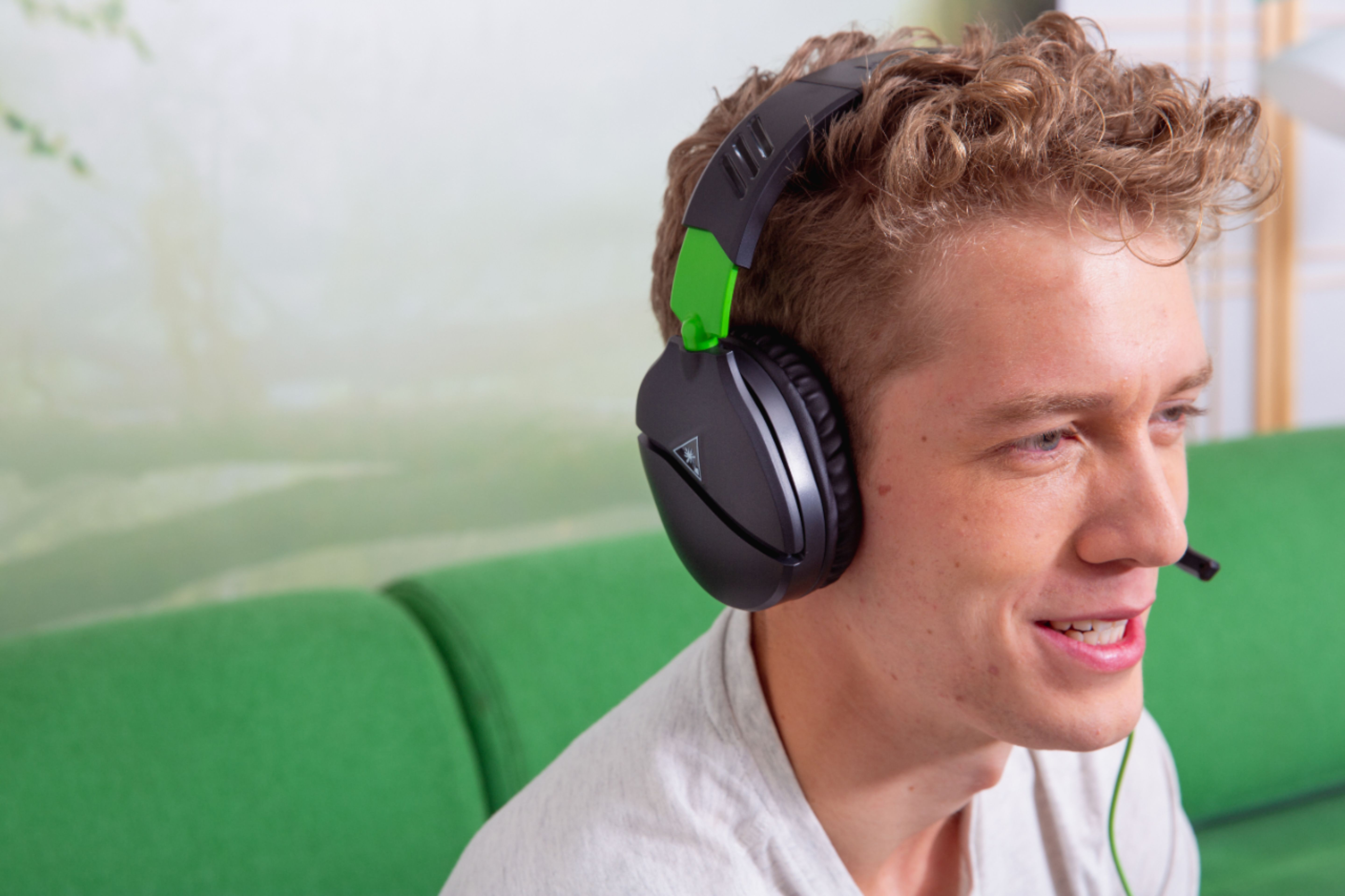 xbox ear force recon 70