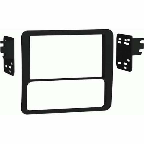 Metra - Dash Kit for Select Chevrolet, GMC and Isuzu Vehicles - Black was $49.99 now $37.49 (25.0% off)