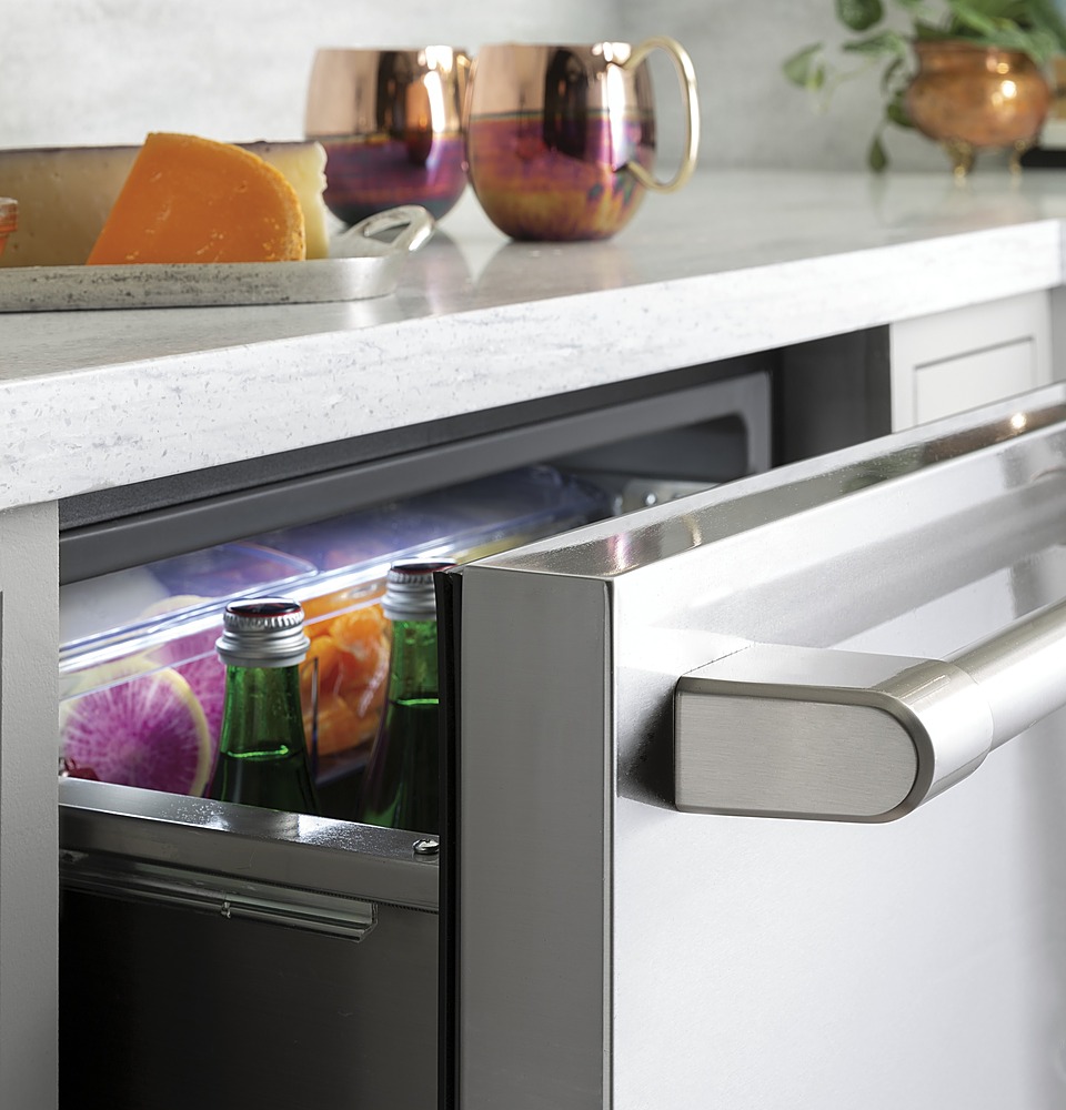 Café - 5.7 Cu. Ft. Built-In Dual-Drawer Refrigerator