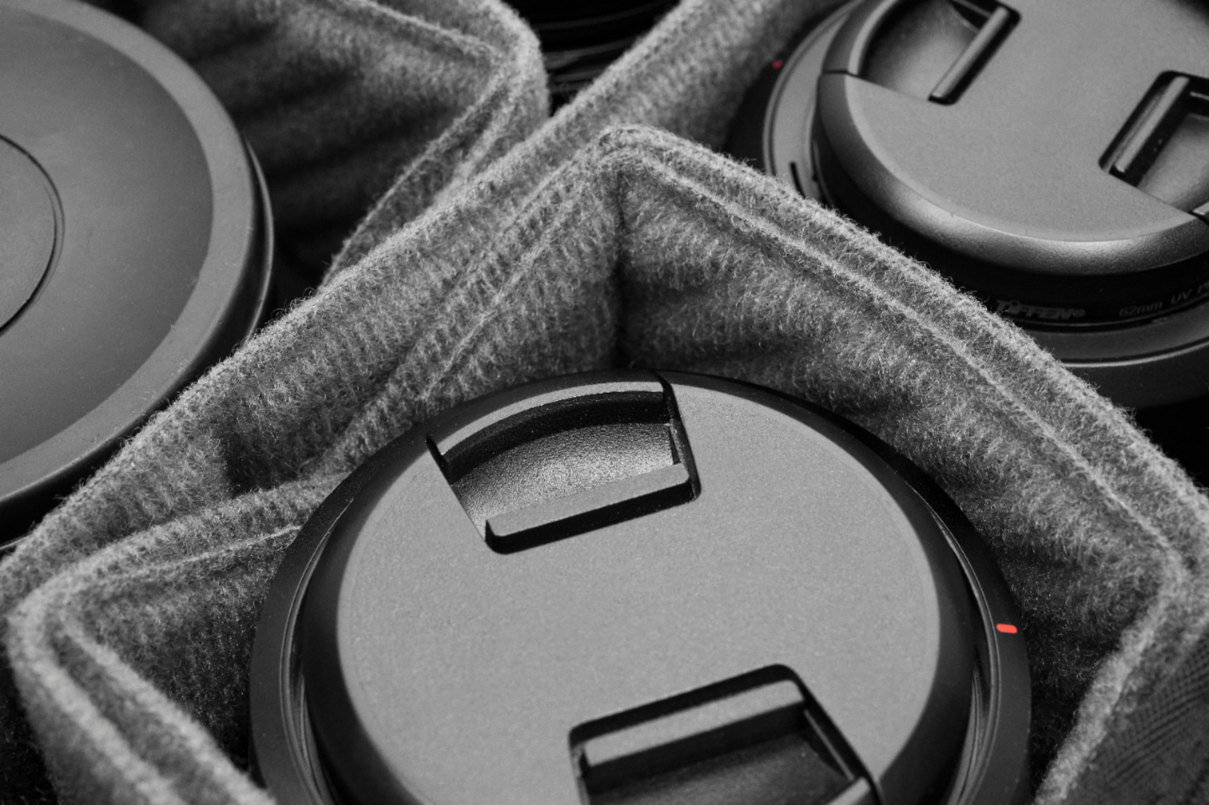 Alt View 14. Peak Design - Camera Cube Medium - Black.