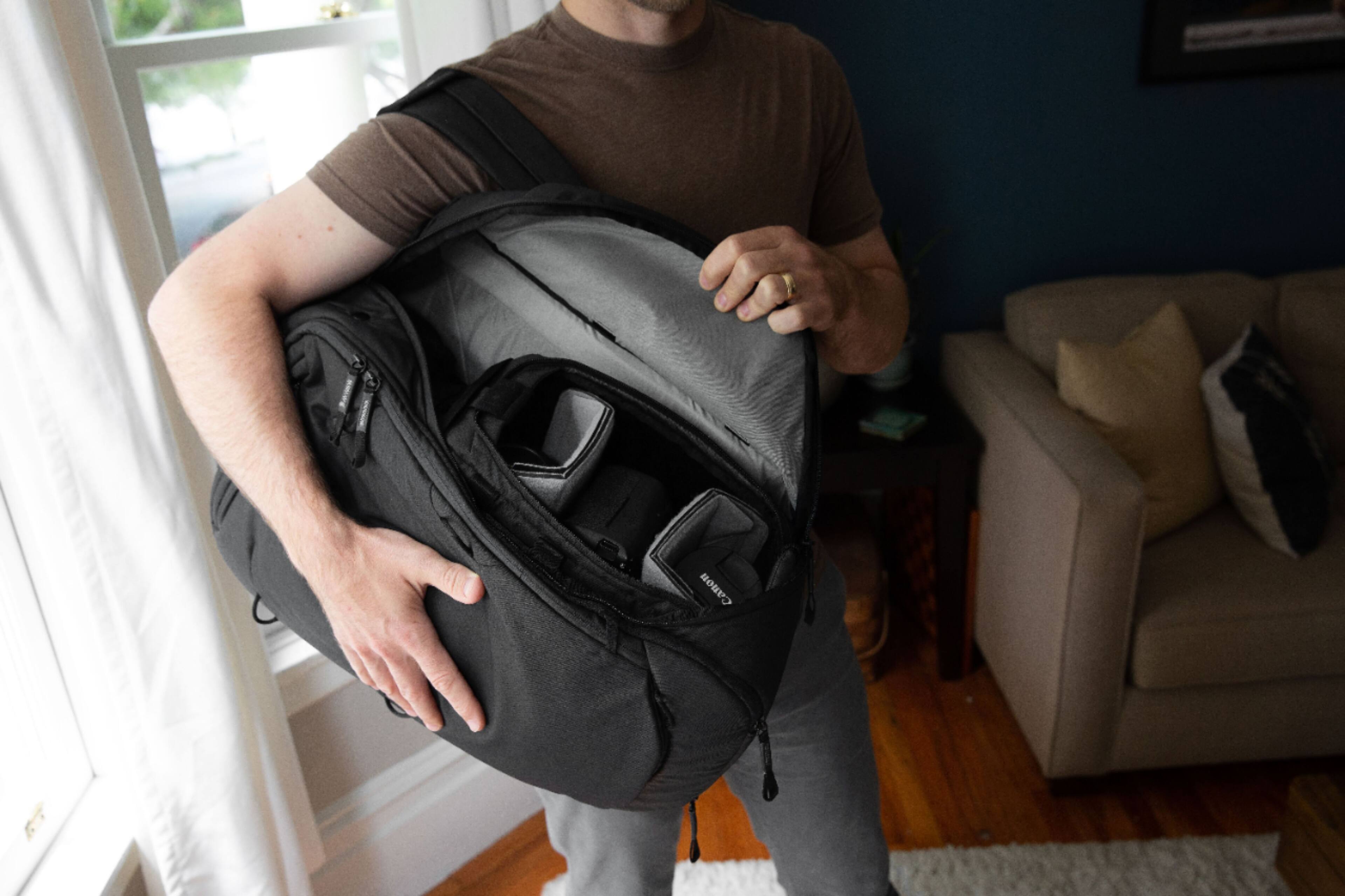 Alt View 21. Peak Design - Camera Cube Medium - Black.