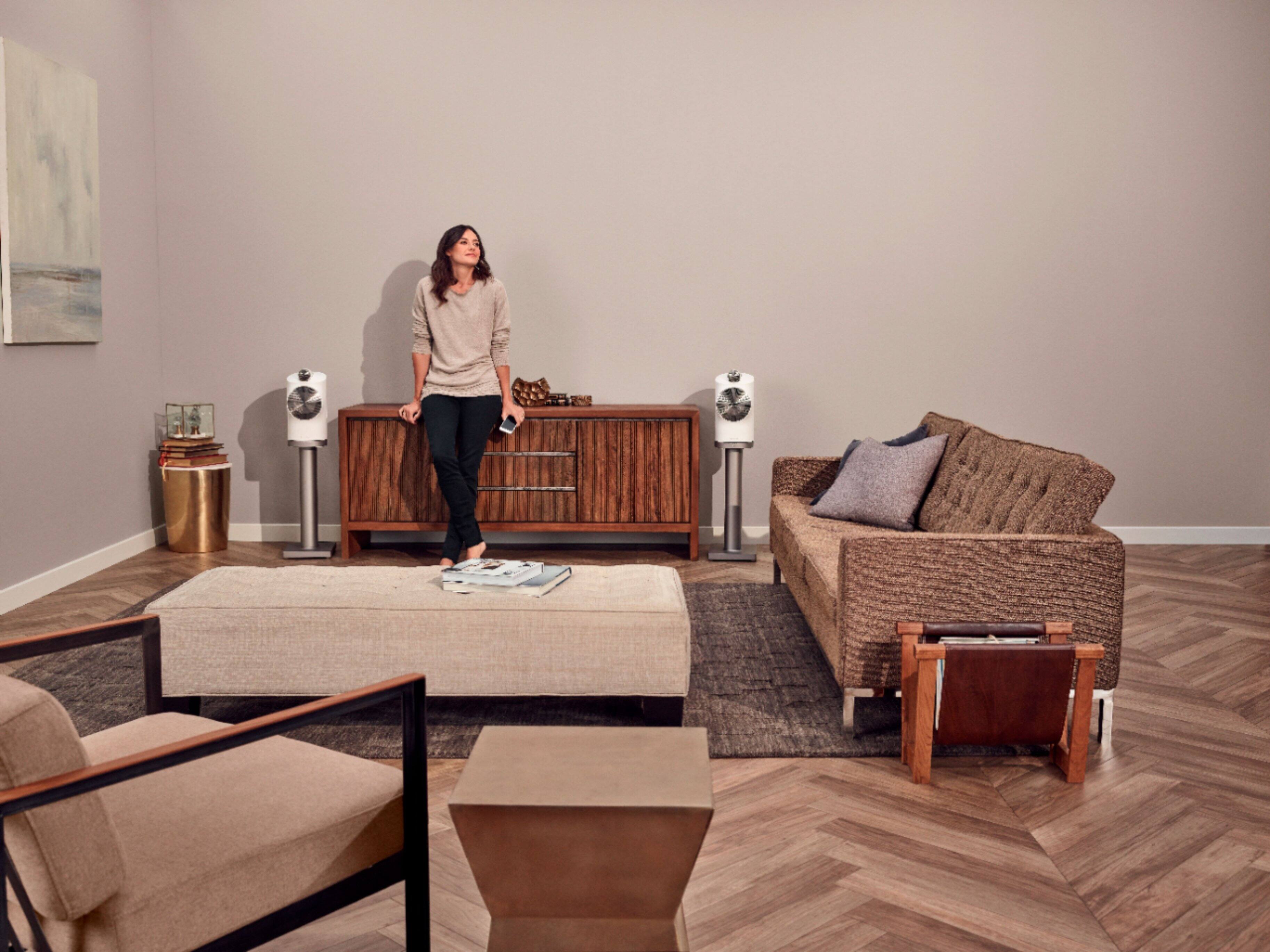 Alt View 11. Bowers & Wilkins - Formation Duo Speaker Stands (2-Pack) - Silver.