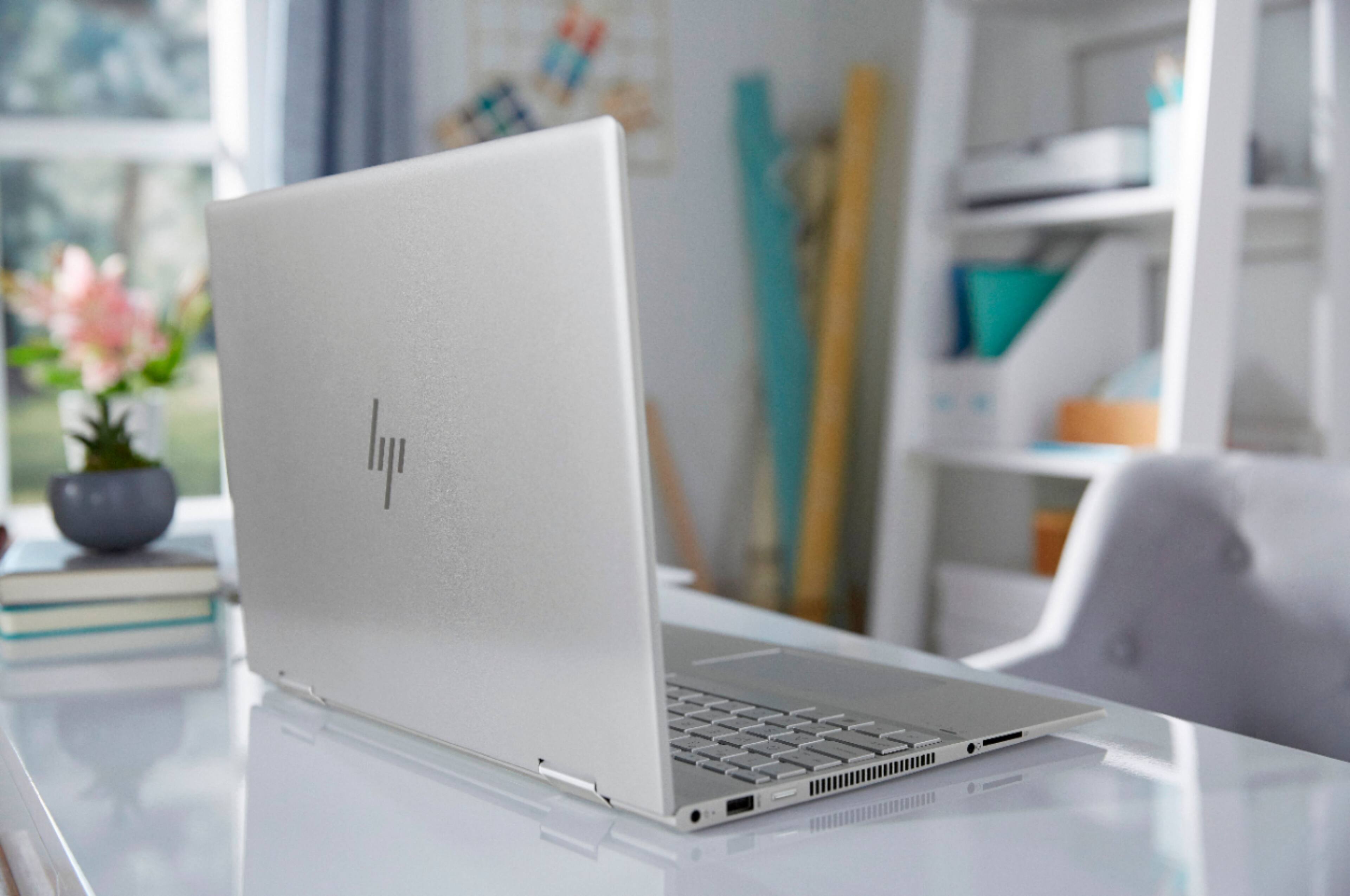 Alt View 16. HP - ENVY x360 2-in-1 15.6" Touch-Screen Laptop - Intel Core i5 - 8GB Memory - 256GB Solid State Drive.