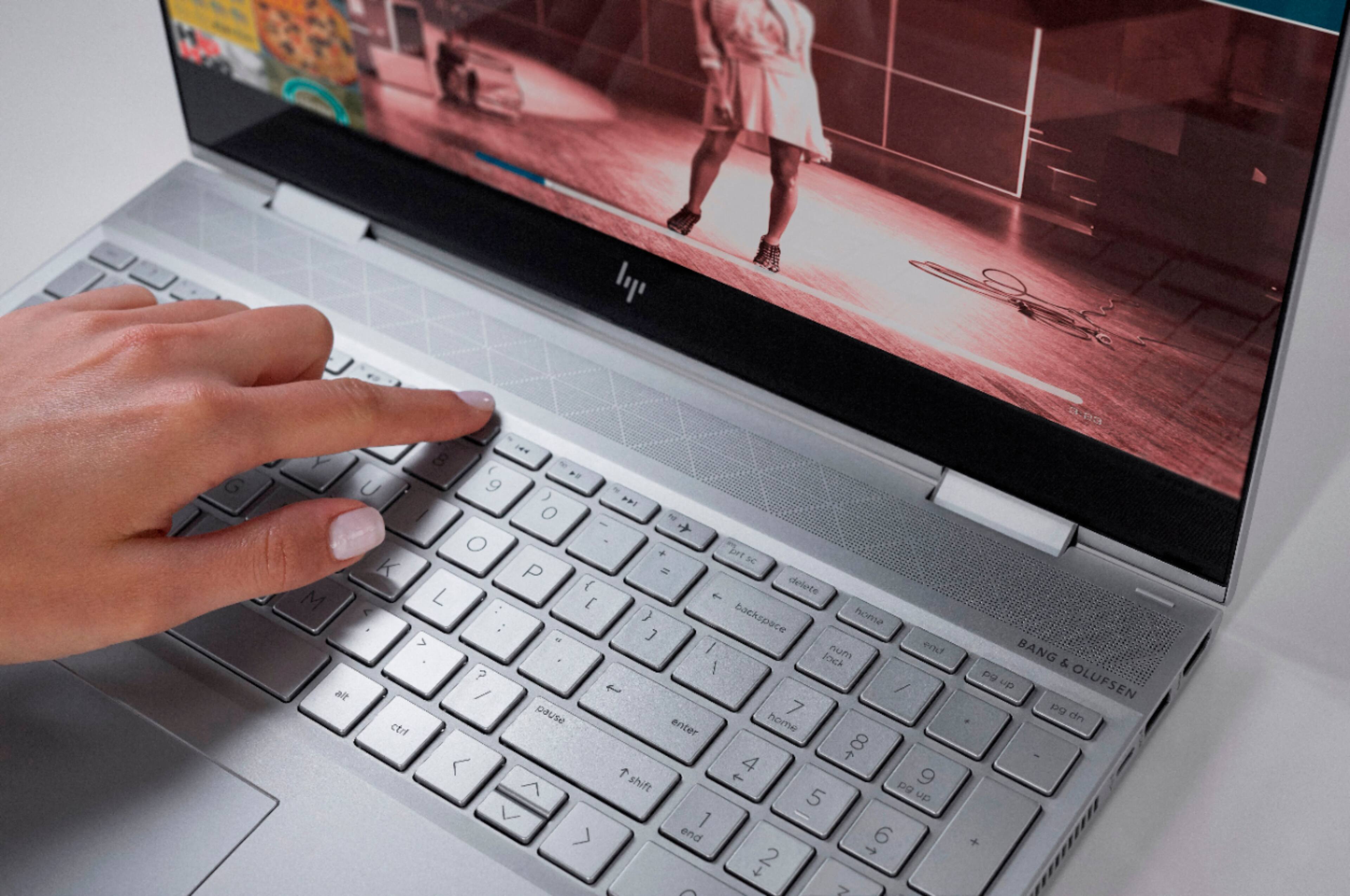 Alt View 19. HP - ENVY x360 2-in-1 15.6" Touch-Screen Laptop - Intel Core i5 - 8GB Memory - 256GB Solid State Drive.