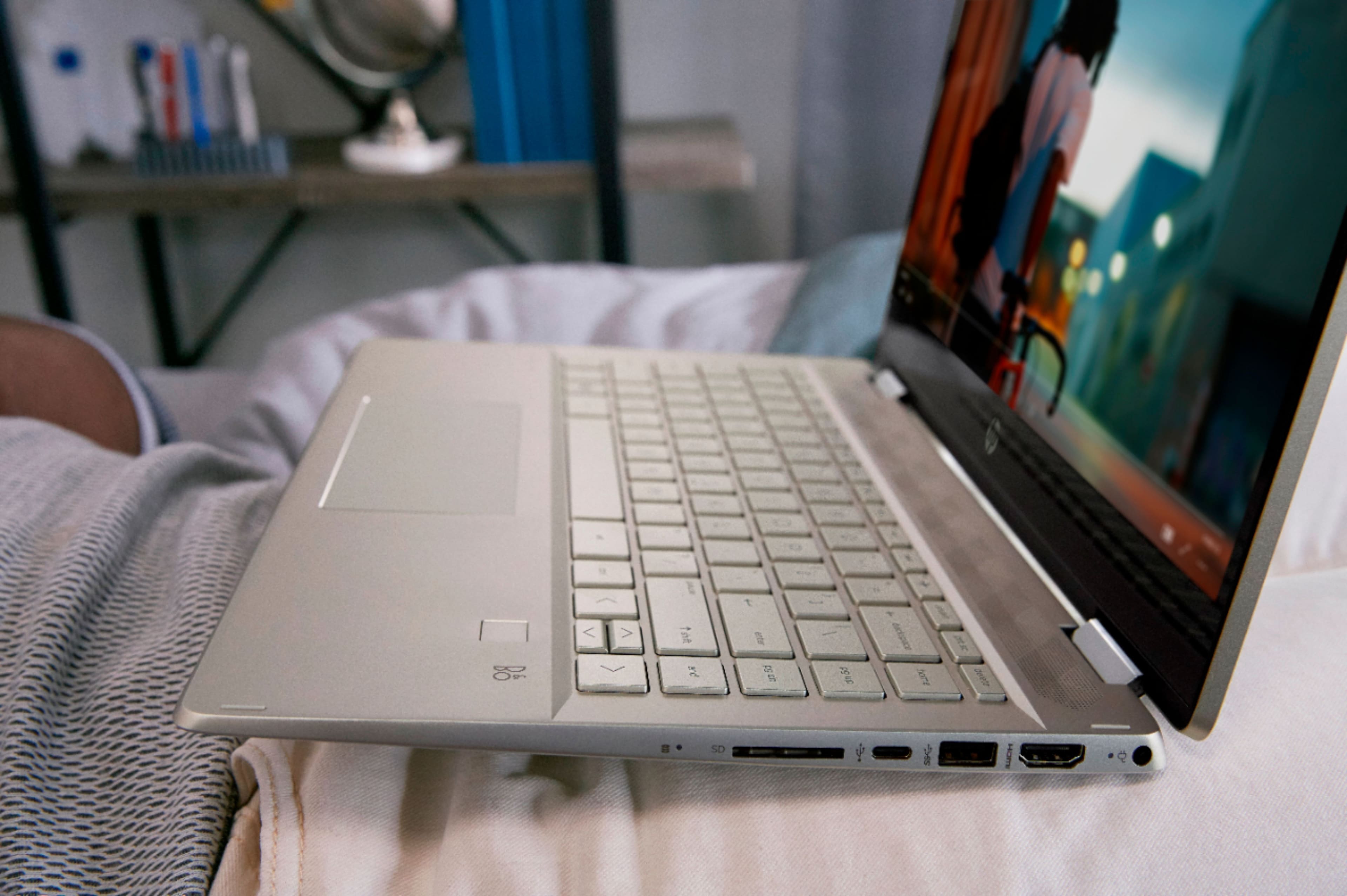 Alt View 17. HP - Pavilion x360 2-in-1 14" Touch-Screen Laptop - Intel Core i5 - 8GB Memory - 128GB Solid State Drive.