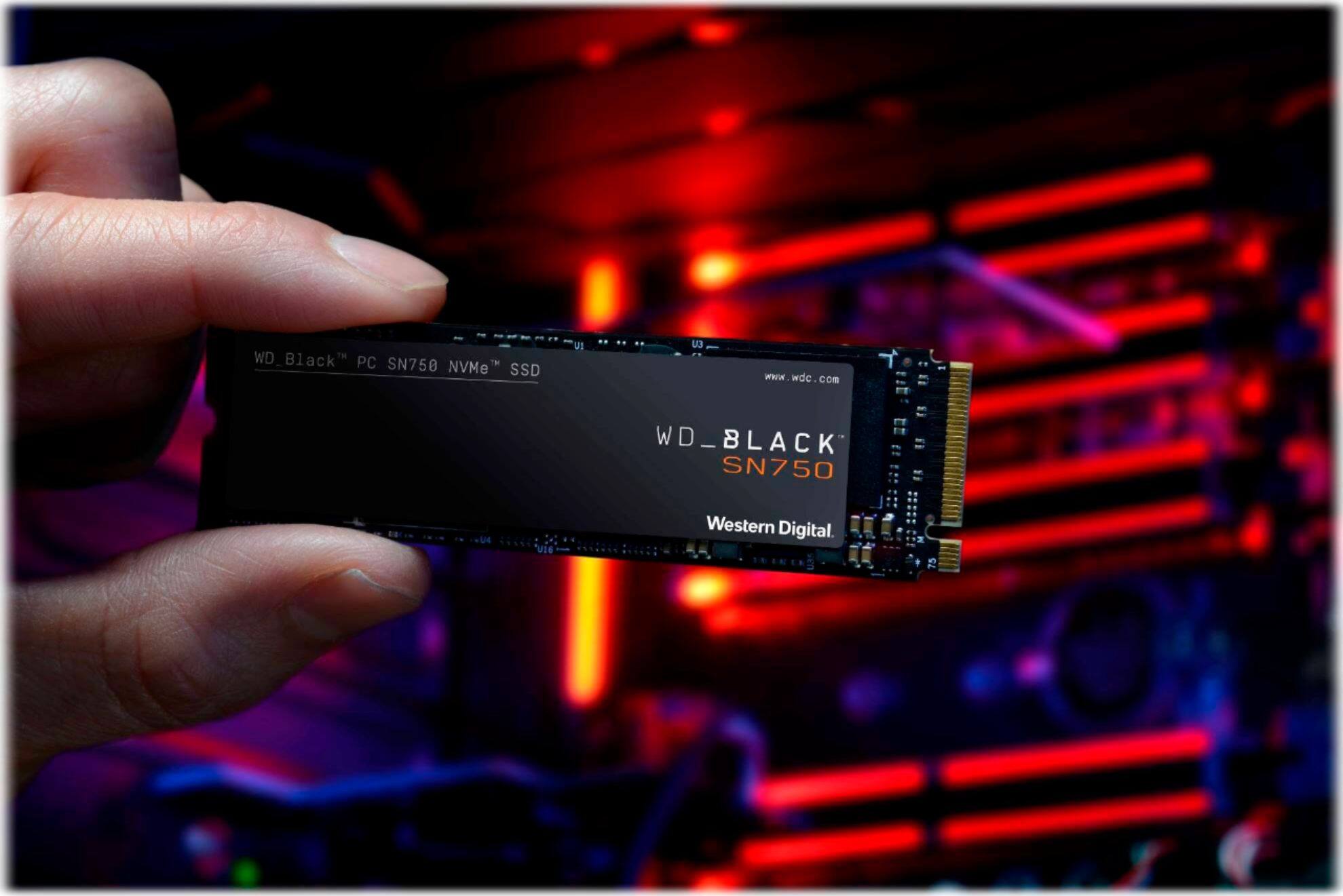 Alt View 17. WD - BLACK SN750 1TB Internal Gaming SSD PCIe Gen 3 x4 NVMe - Black.