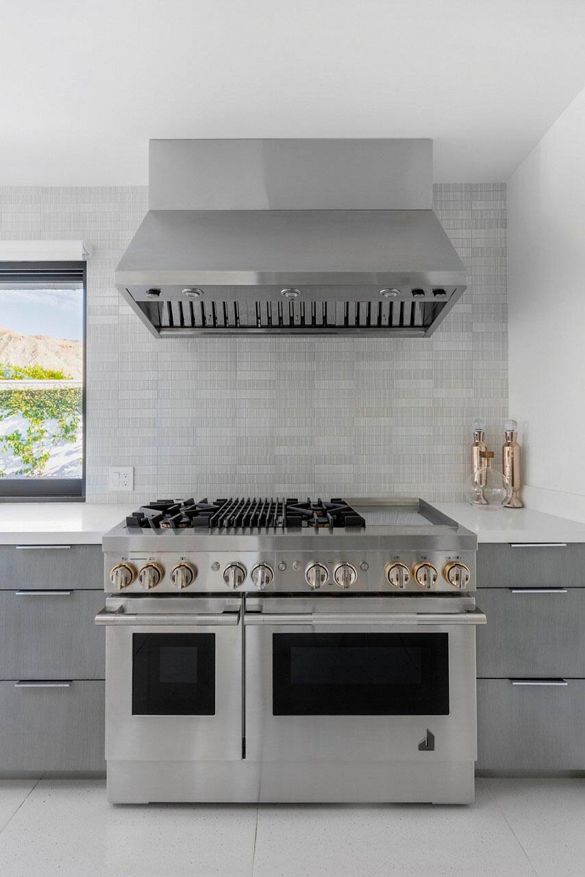 Alt View 22. JennAir - RISE 6.3 Cu. Ft. Self-Cleaning Freestanding Dual Fuel Convection Range - Stainless steel.