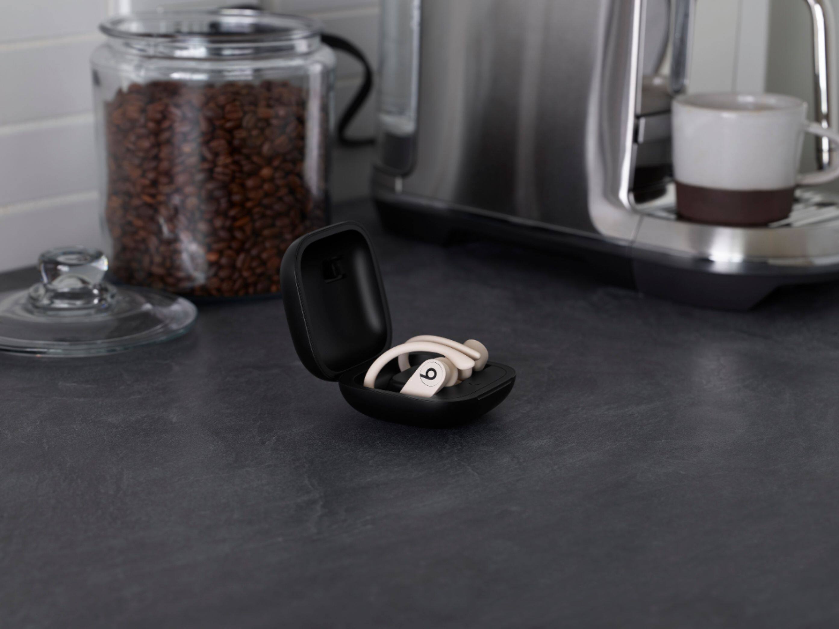 Alt View 22. Beats - Powerbeats Pro Totally Wireless Earbuds - Ivory.