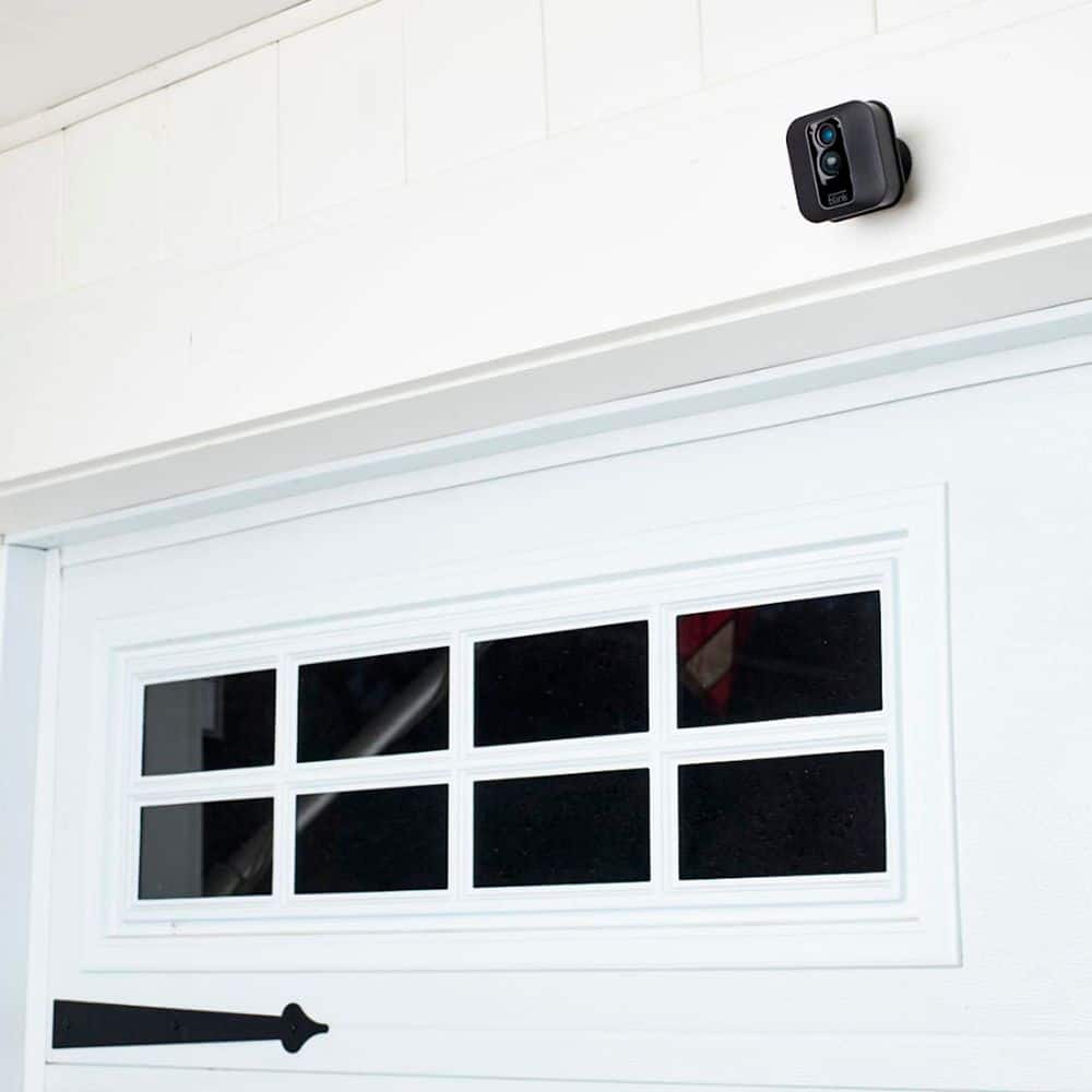 Alt View 19. Blink - XT2 1-Camera Indoor/Outdoor Wire-Free 1080p Surveillance System - Black.