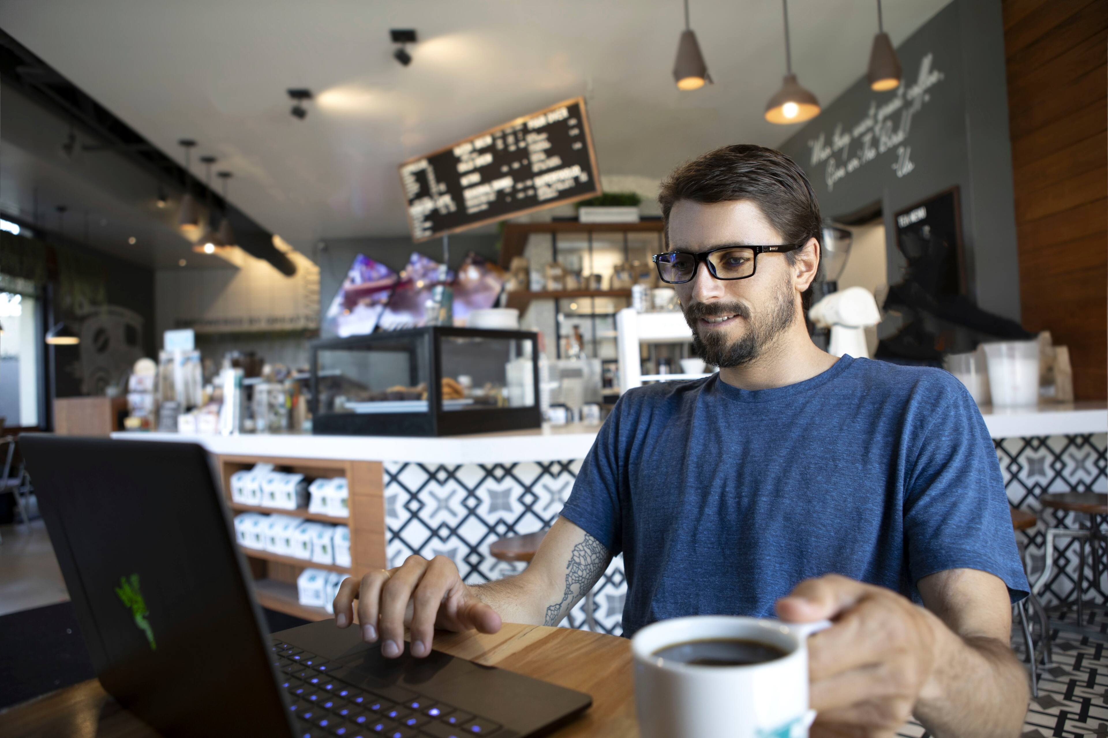 Angle. GUNNAR - Blue Light Gaming & Computer Glasses -  Vertex - Onyx.
