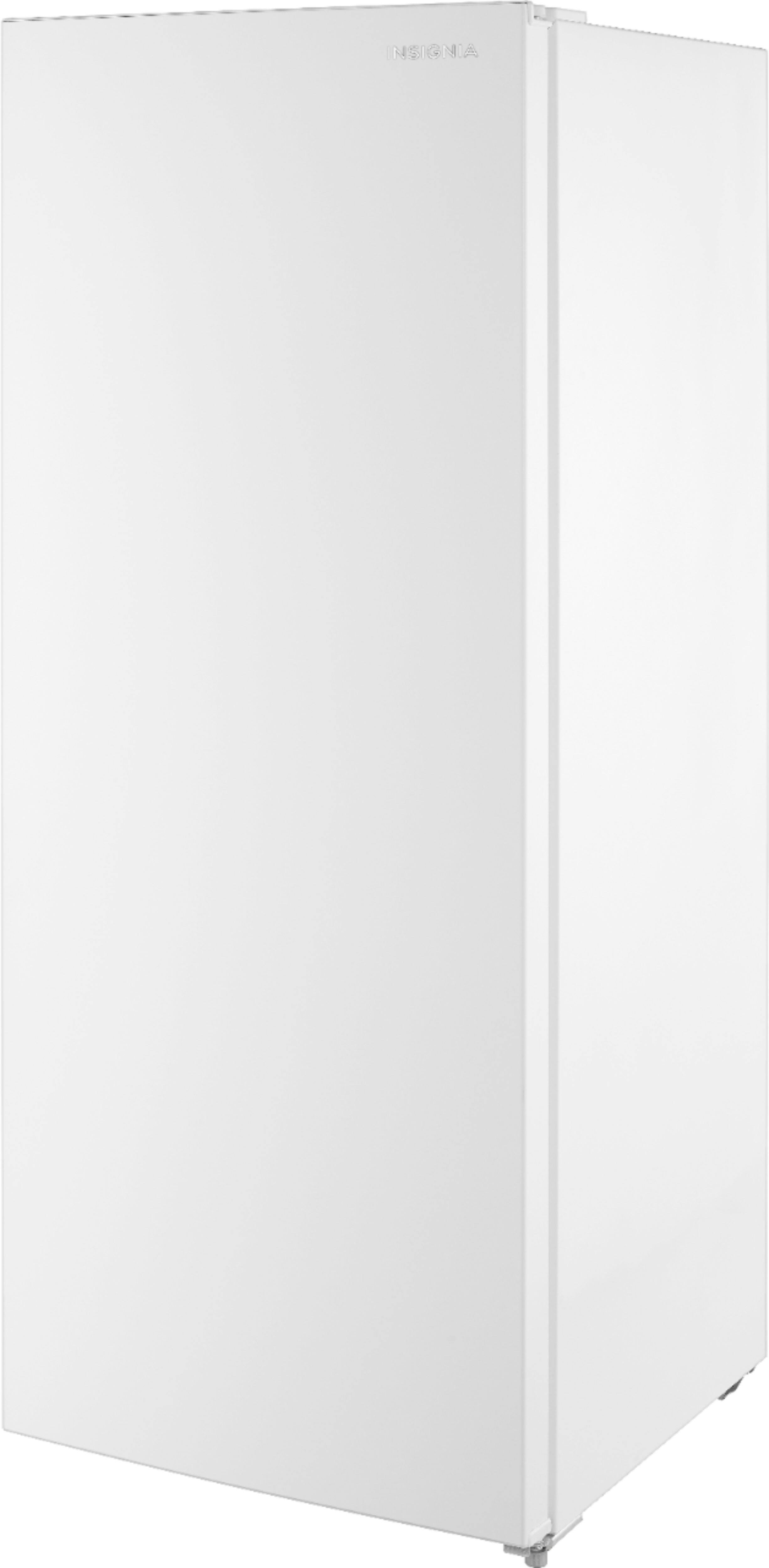 Left. Insignia™ - 7 Cu. Ft. Garage Ready Upright Freezer - White.