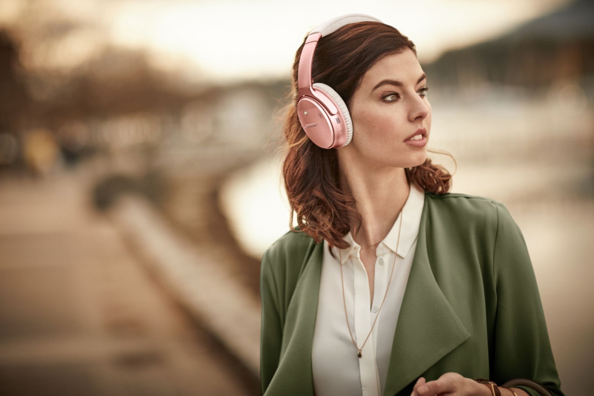 Best Buy: Bose QuietComfort 35 II Wireless Noise Cancelling Headphones Rose