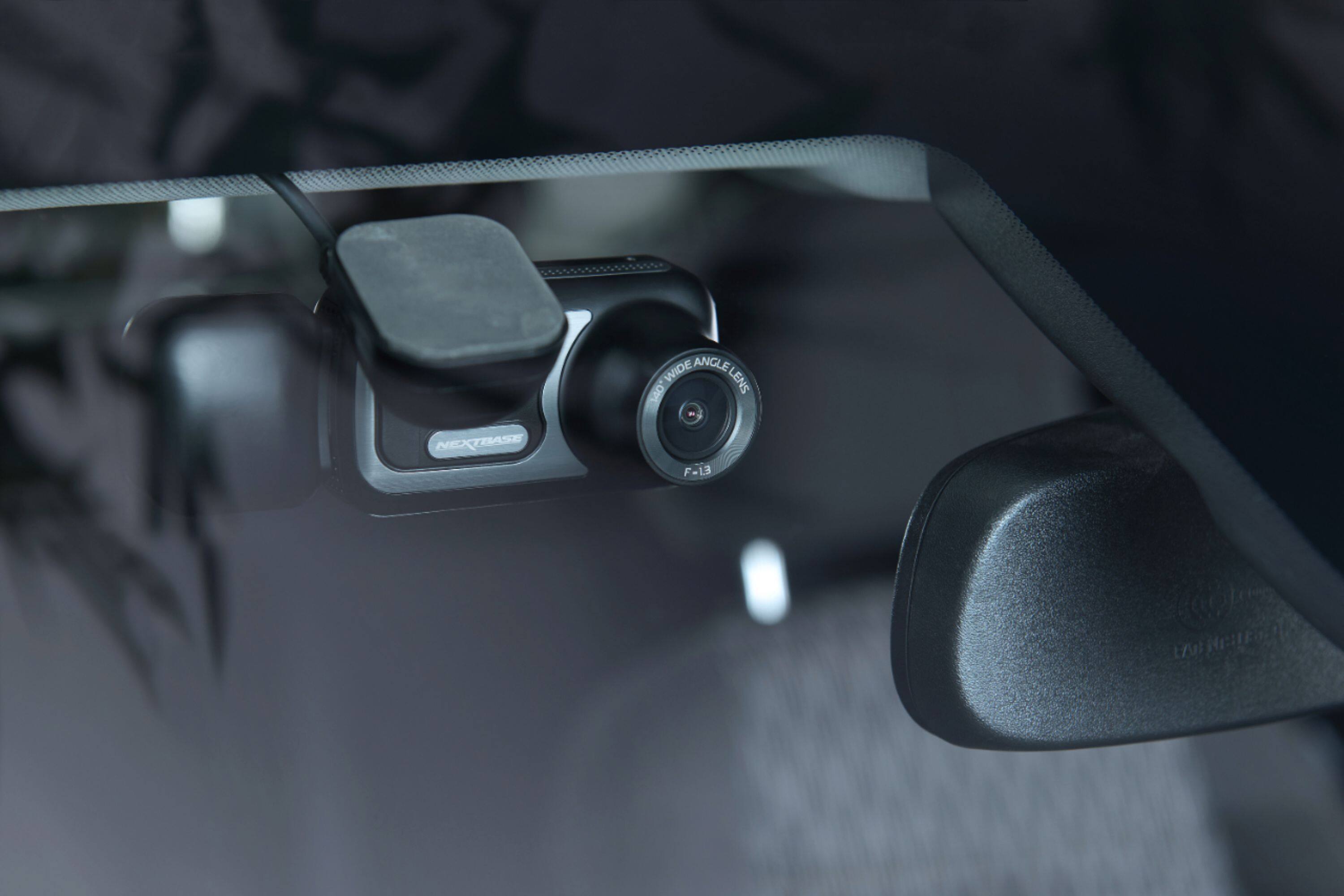 WIDE ANGLE  
F-13  
NEXTRASE