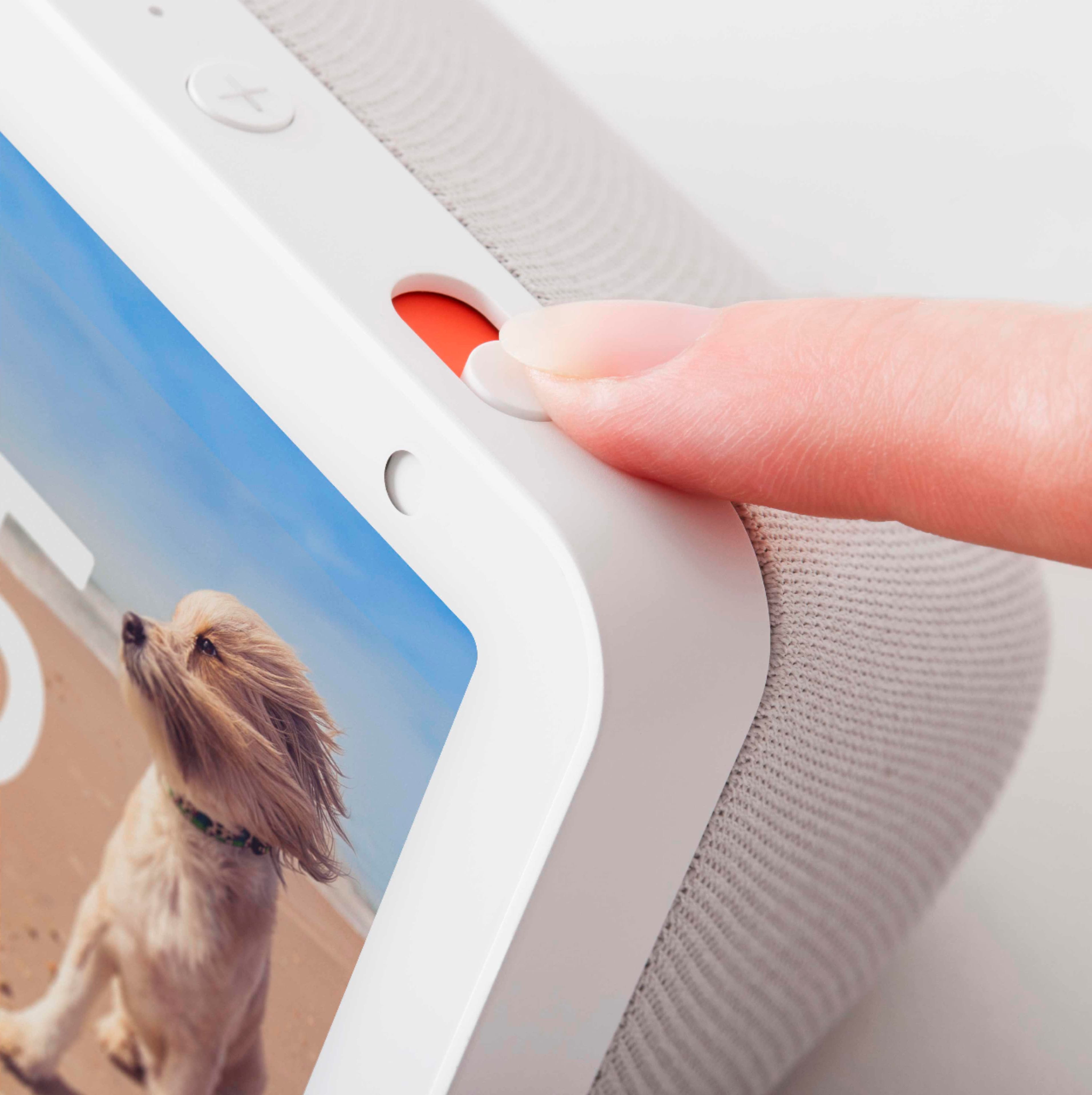 Alt View 24. Amazon - Echo Show 5 Smart Display with Alexa - Sandstone.