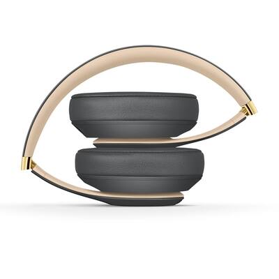 Beats Studio 3 Wireless Bluetooth Headphones + Power Adapter Gray Beats Studio 3 Wireless Bluetooth Headphones + Power Adapter Gray