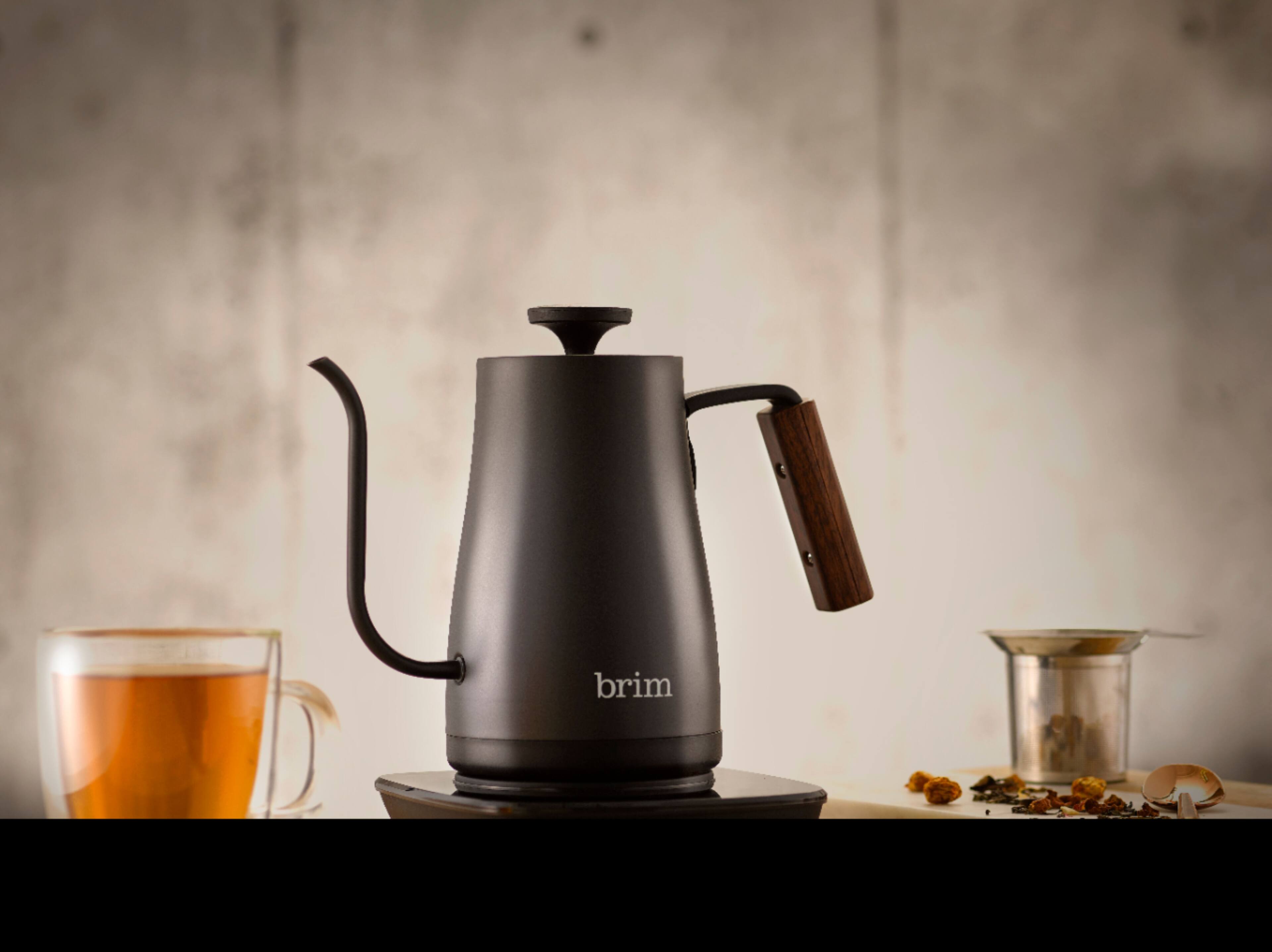 Alt View 18. Brim - 0.8L Precision Temperature & Perfect Pour Capacitive Gooseneck Kettle - Matte Black Stainless Steel.