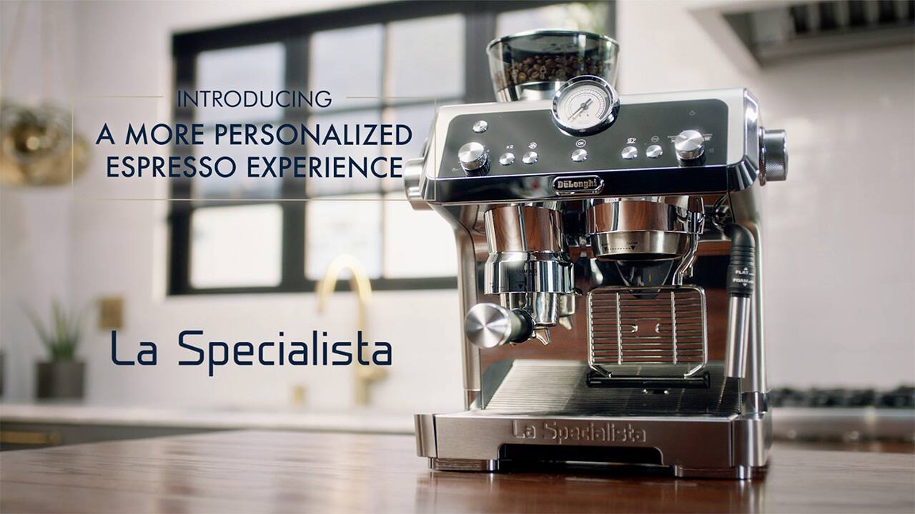 De'Longhi La Specialista Espresso Machine with 19 bars of pressure and