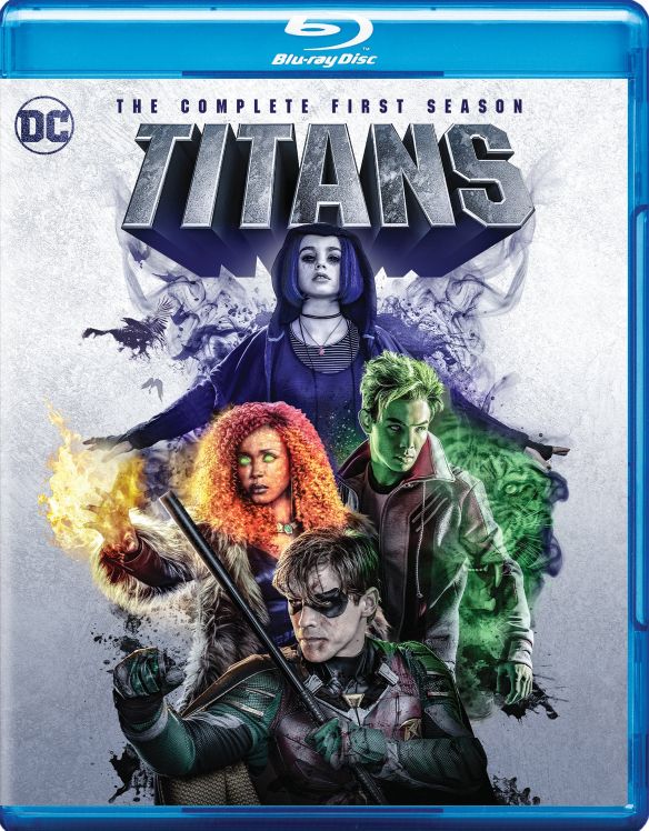  Titans: The Complete First Season [Blu-ray]