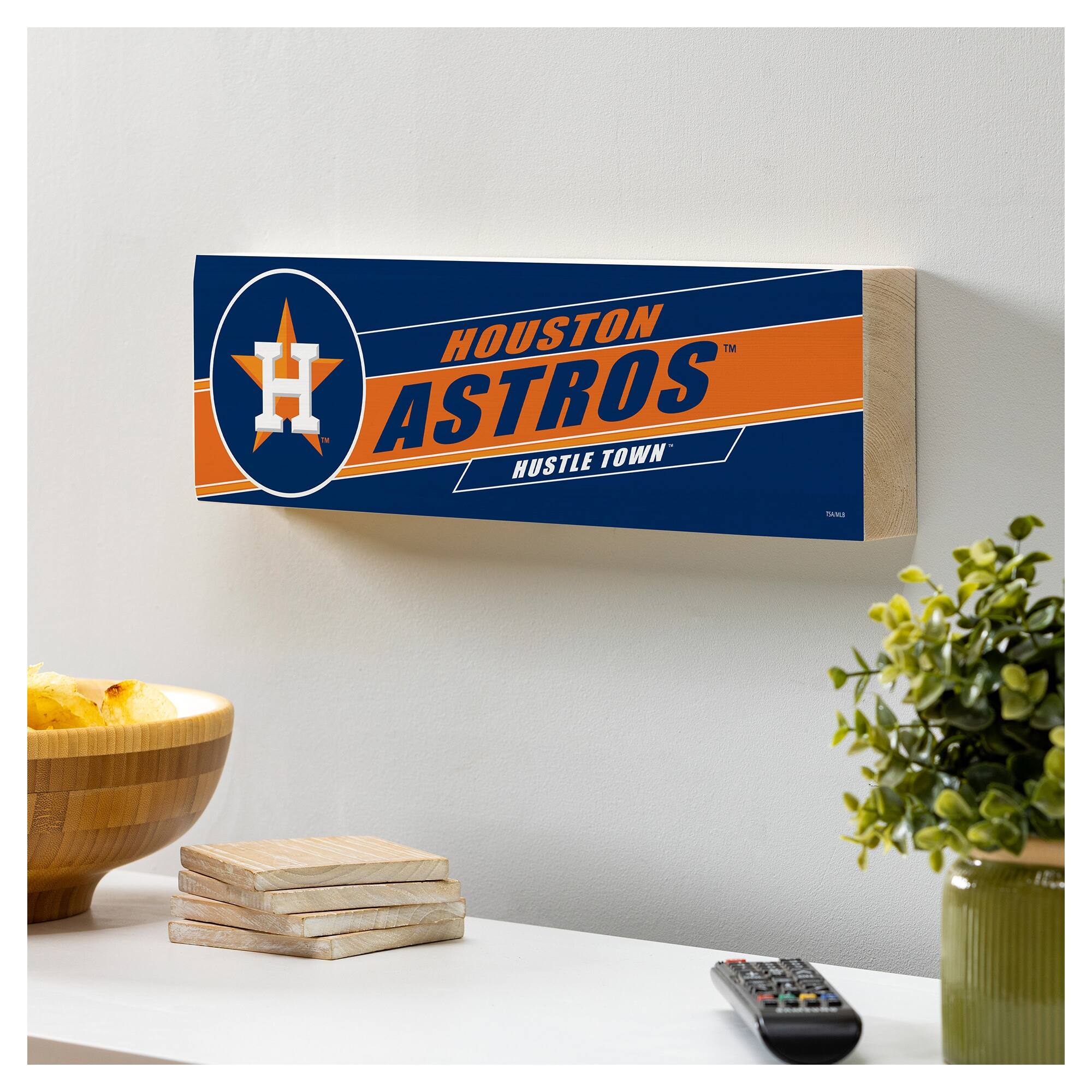 HOUSTON ASTROS  
HUSTLE TOWN