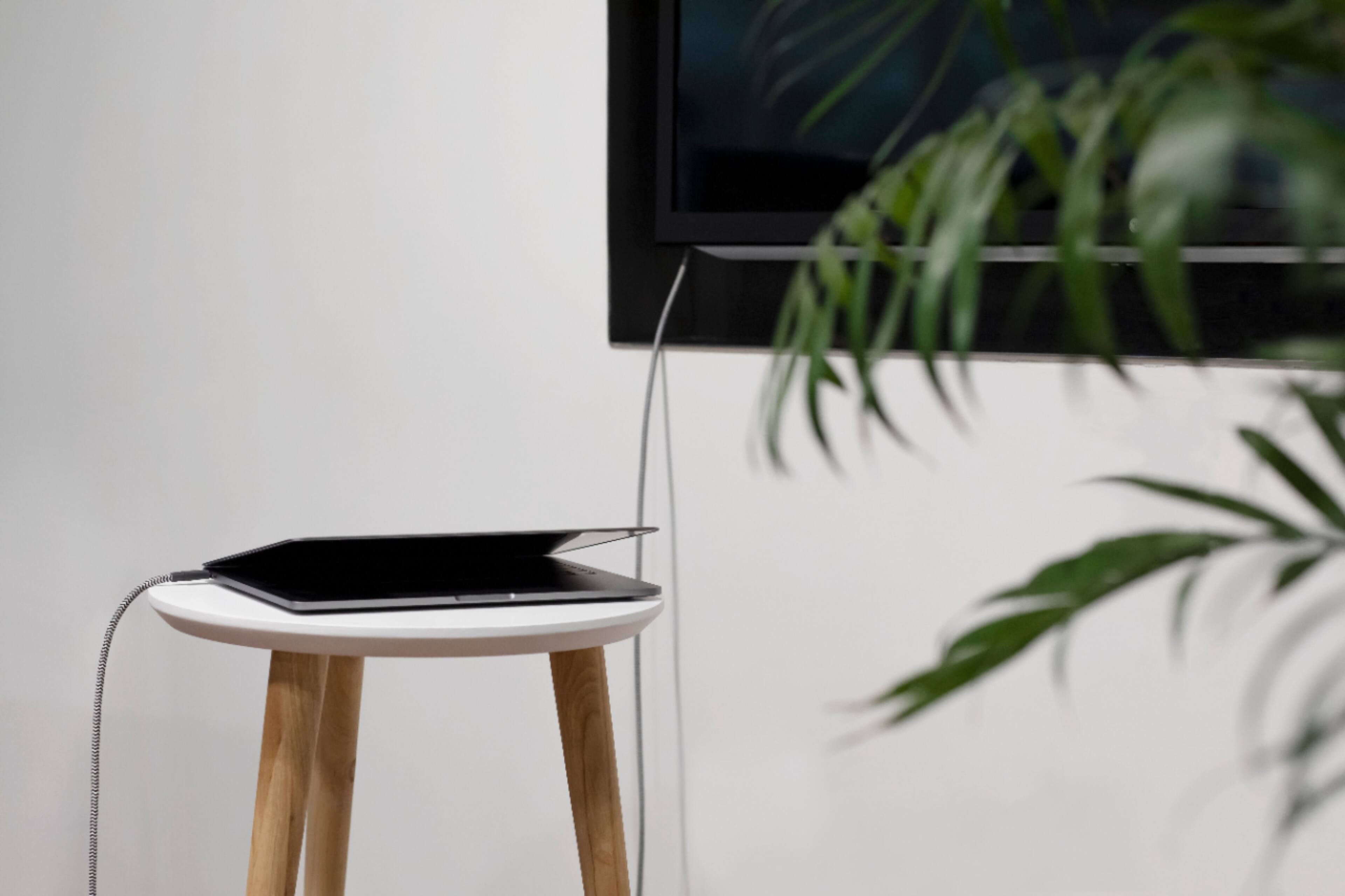 Alt View 14. Native Union - 10' External C to HDMI 4k Cable - Zebra.