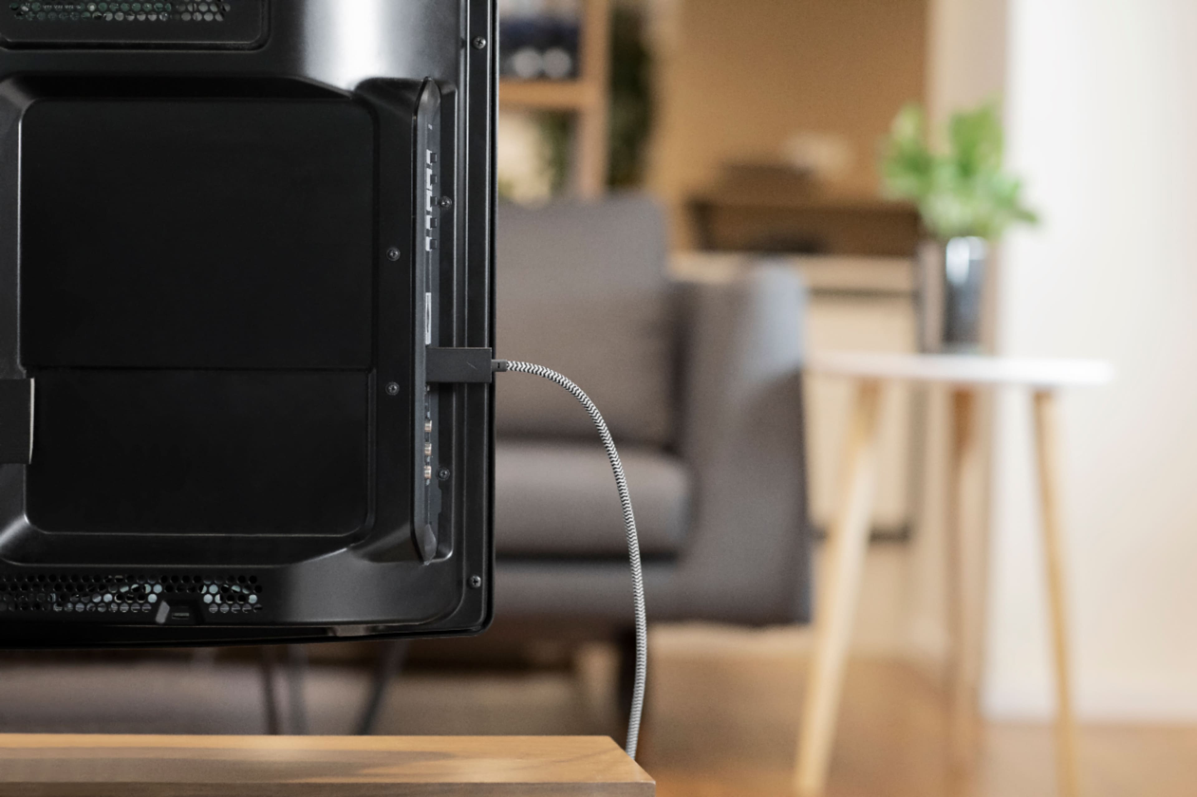 Alt View 15. Native Union - 10' External C to HDMI 4k Cable - Zebra.